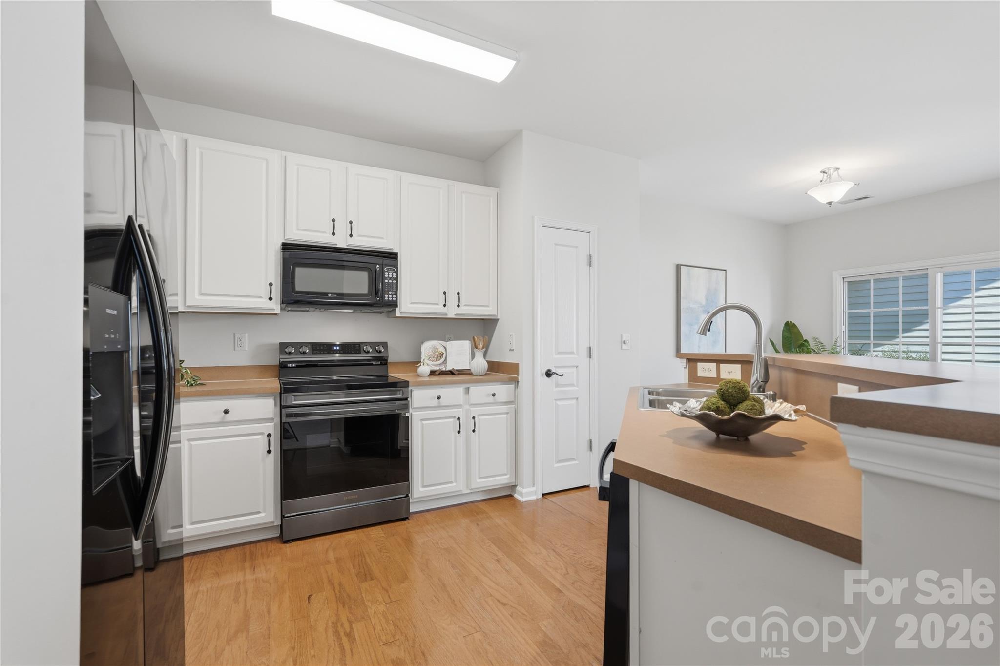 1028 Tabard Lane — Matthews