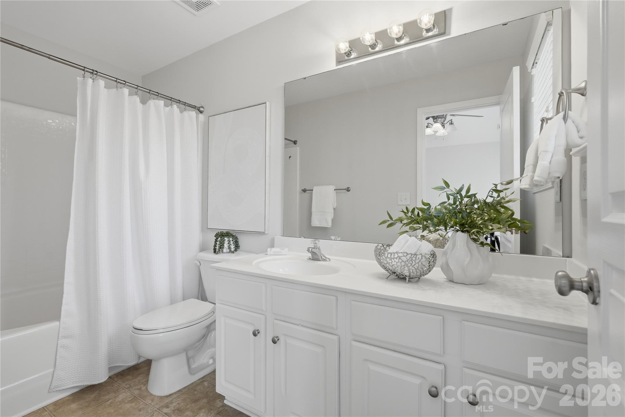1028 Tabard Lane — Matthews