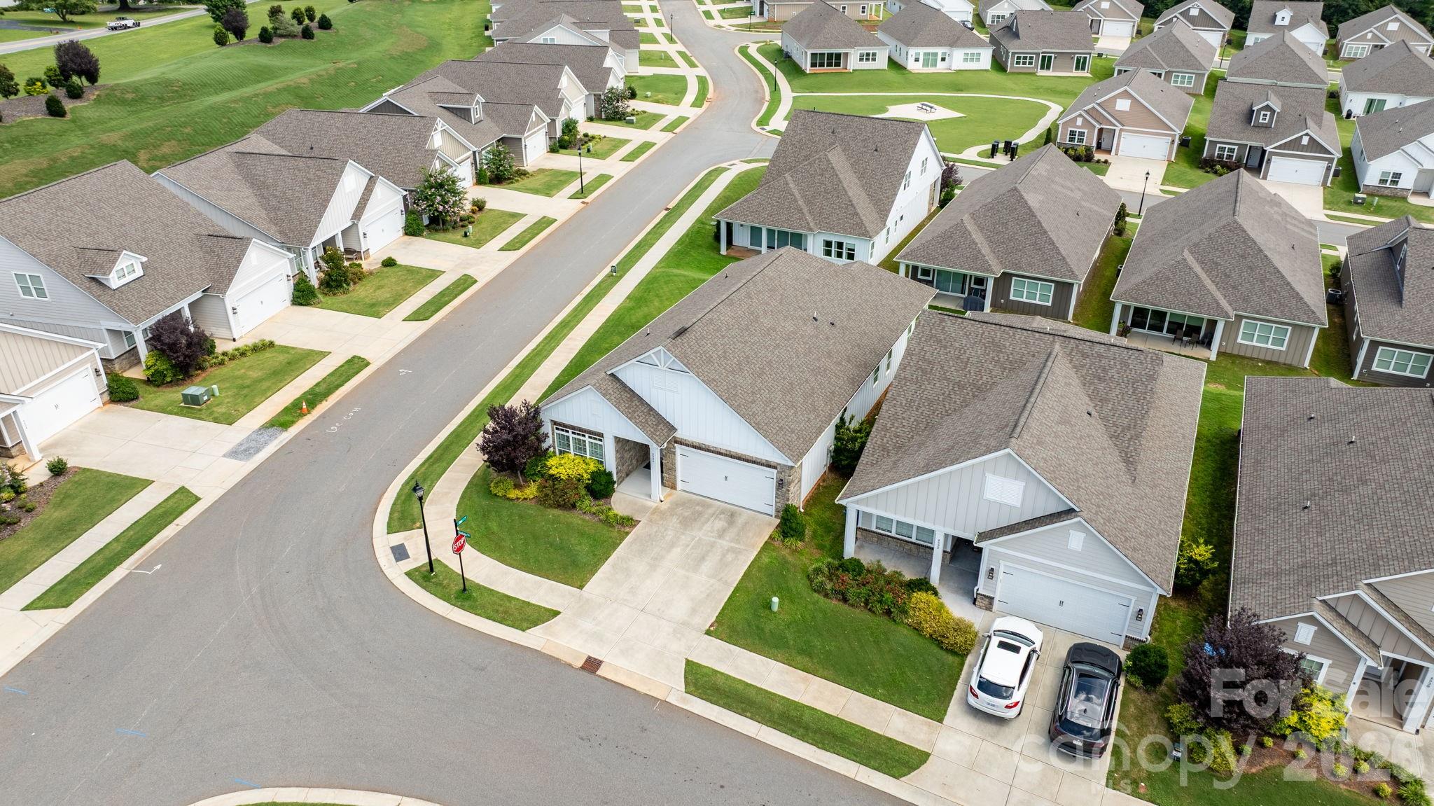 4526 Stellata Loop — Sherrills Ford