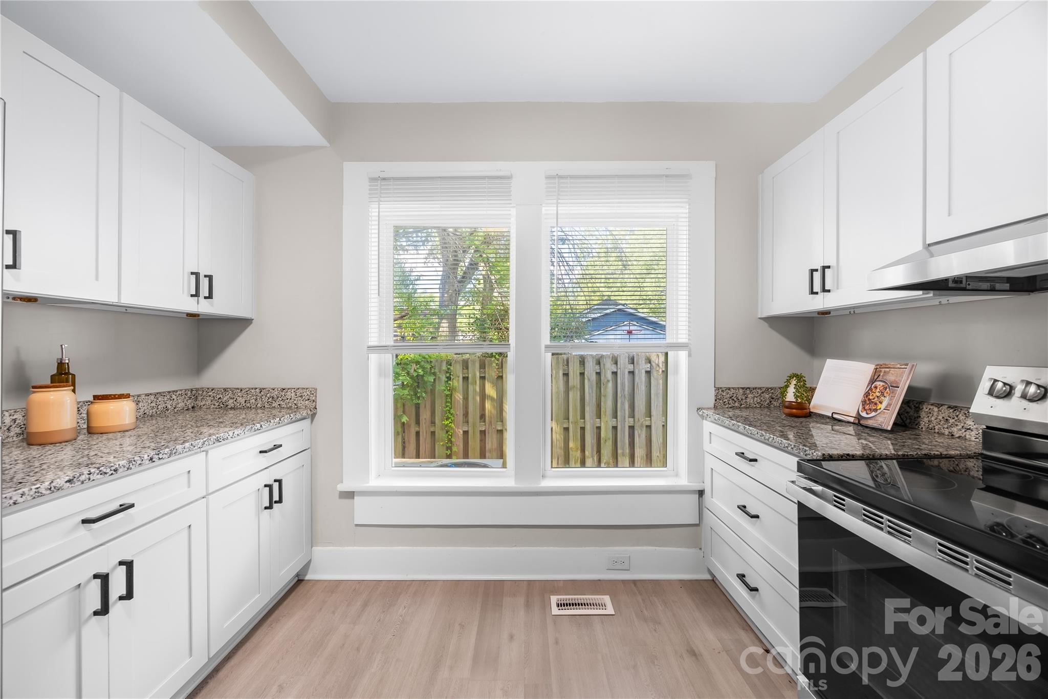227 N Magnolia Street — Mooresville