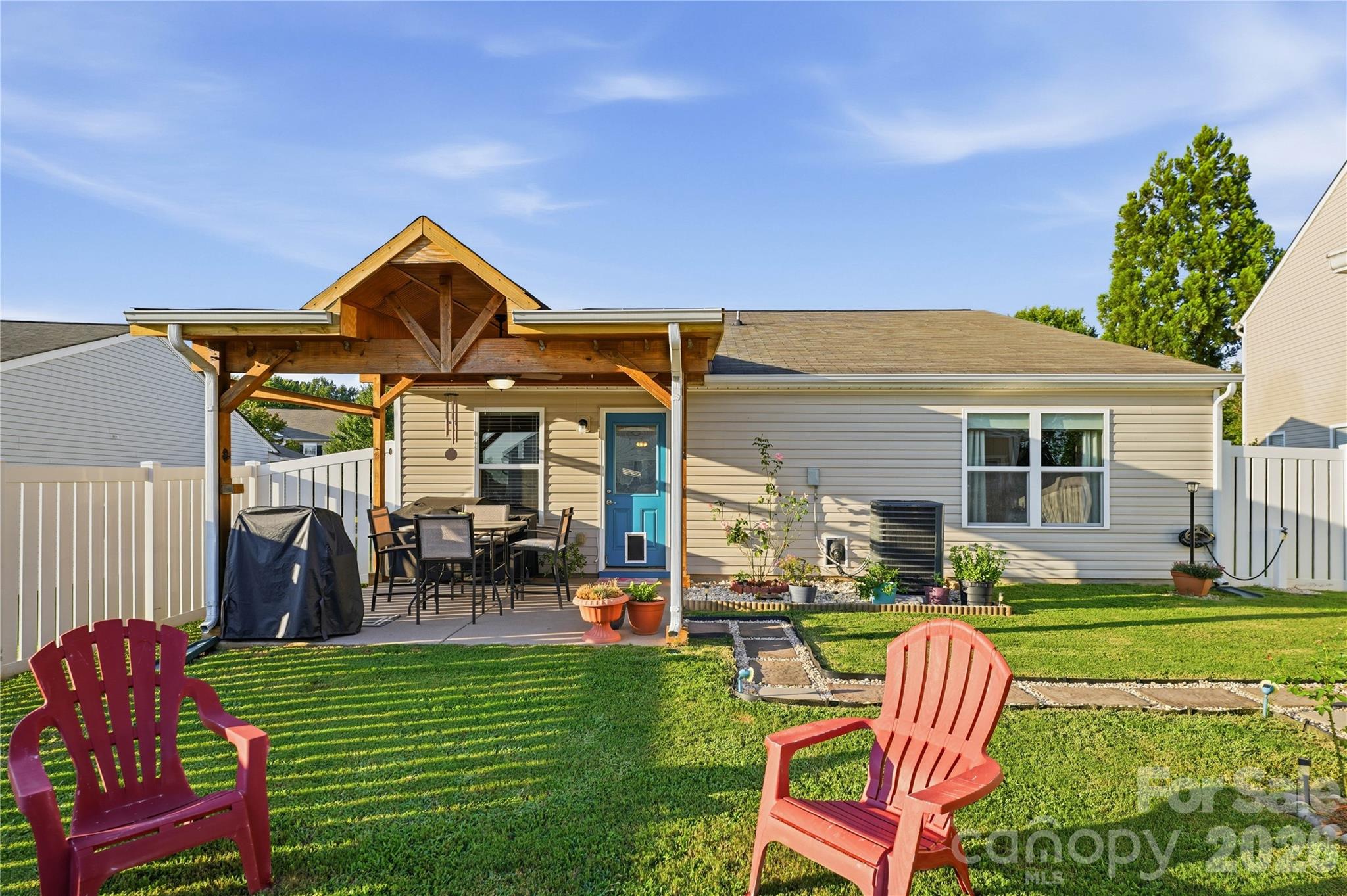 865 Willow Creek Drive — Gastonia