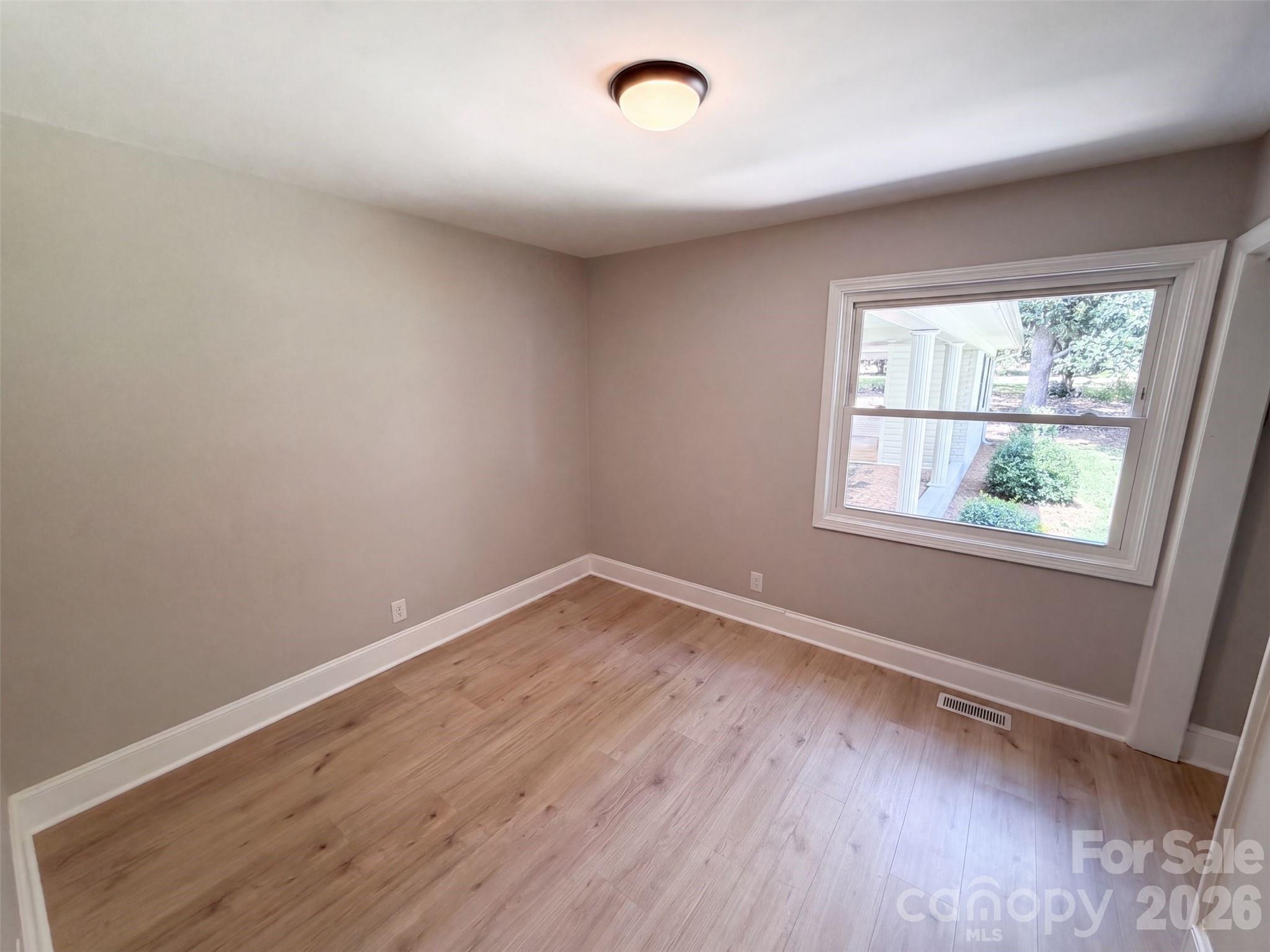 8519 Denbur Drive — Charlotte