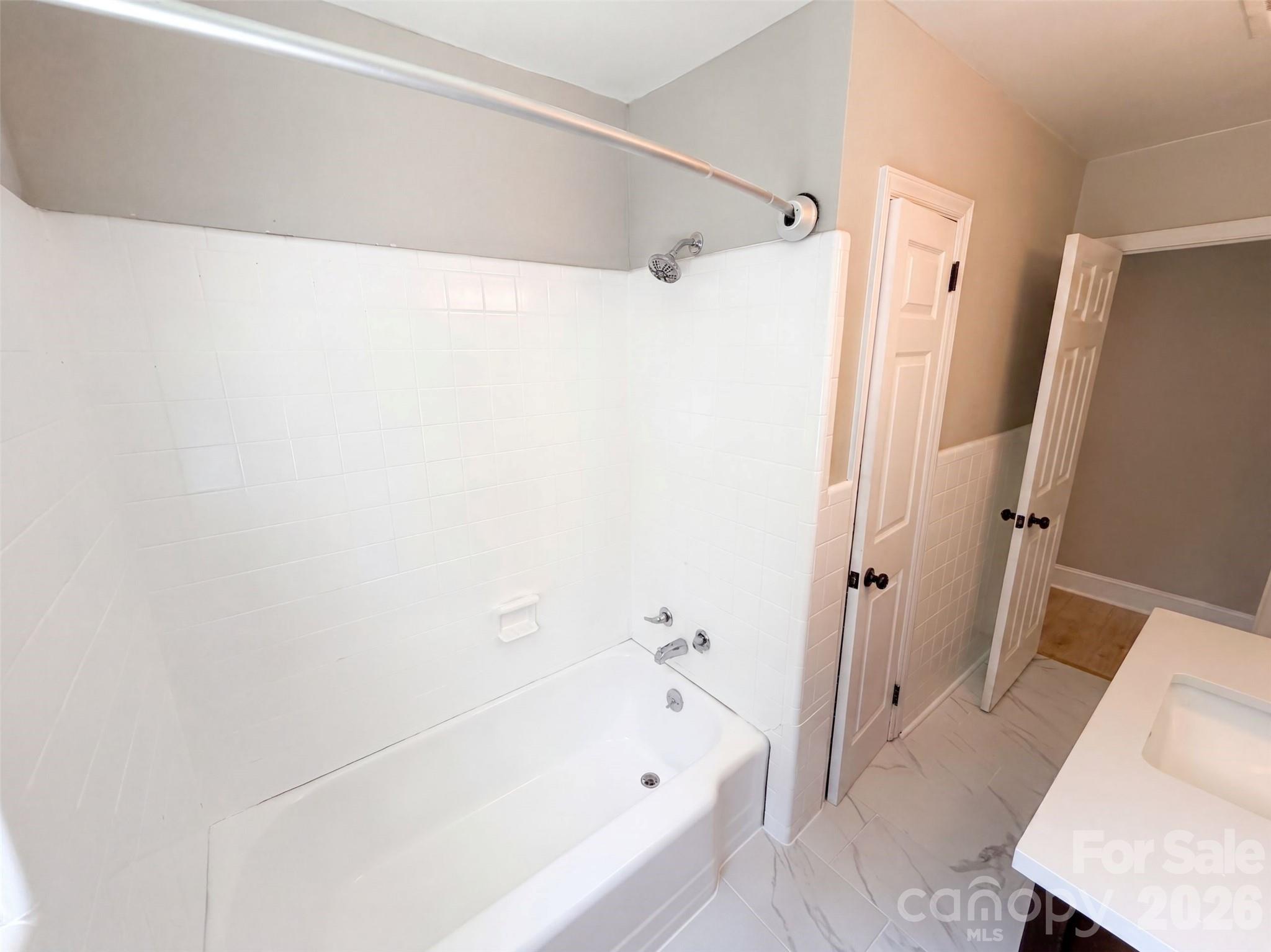 8519 Denbur Drive — Charlotte