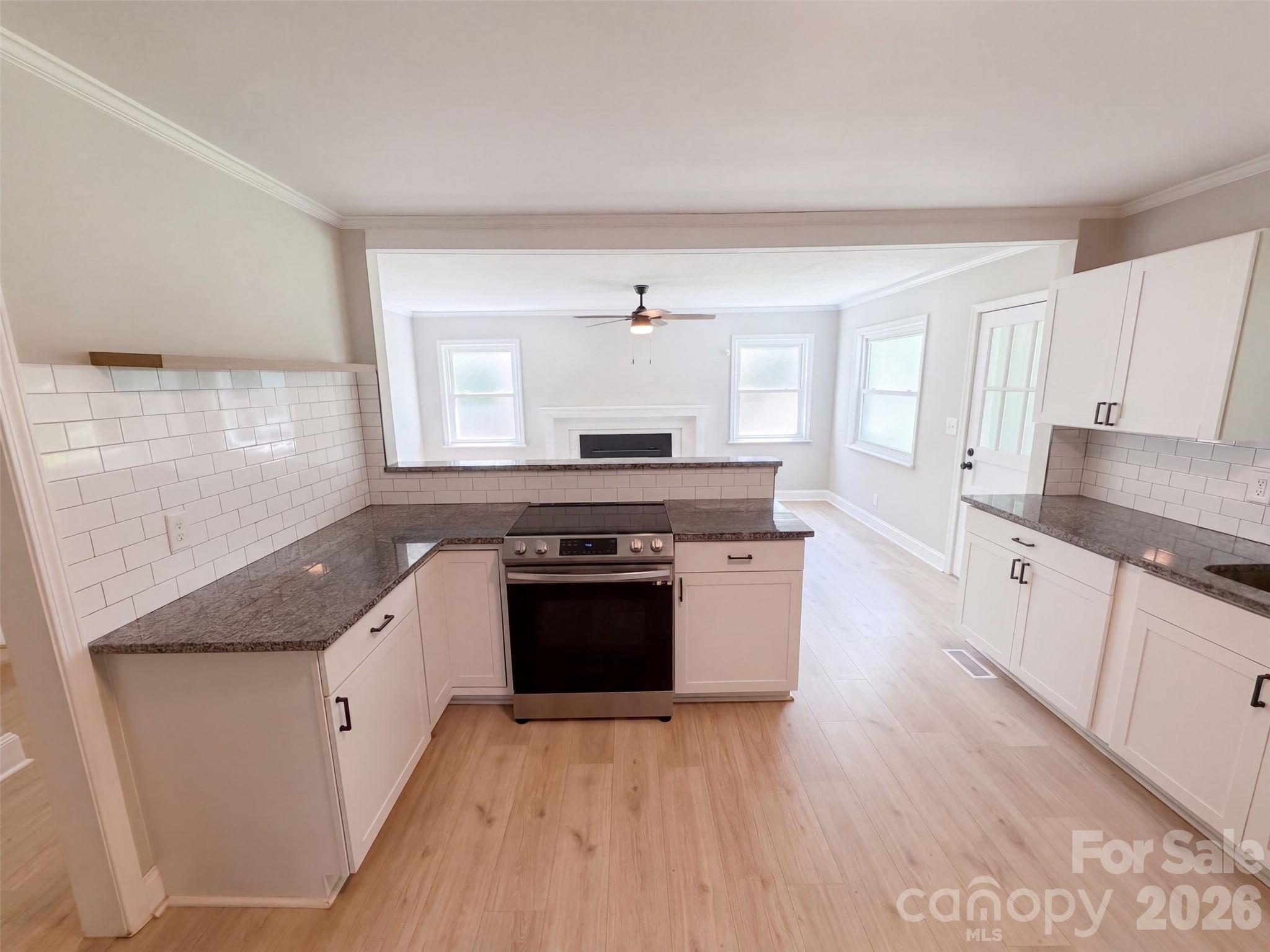 8519 Denbur Drive — Charlotte