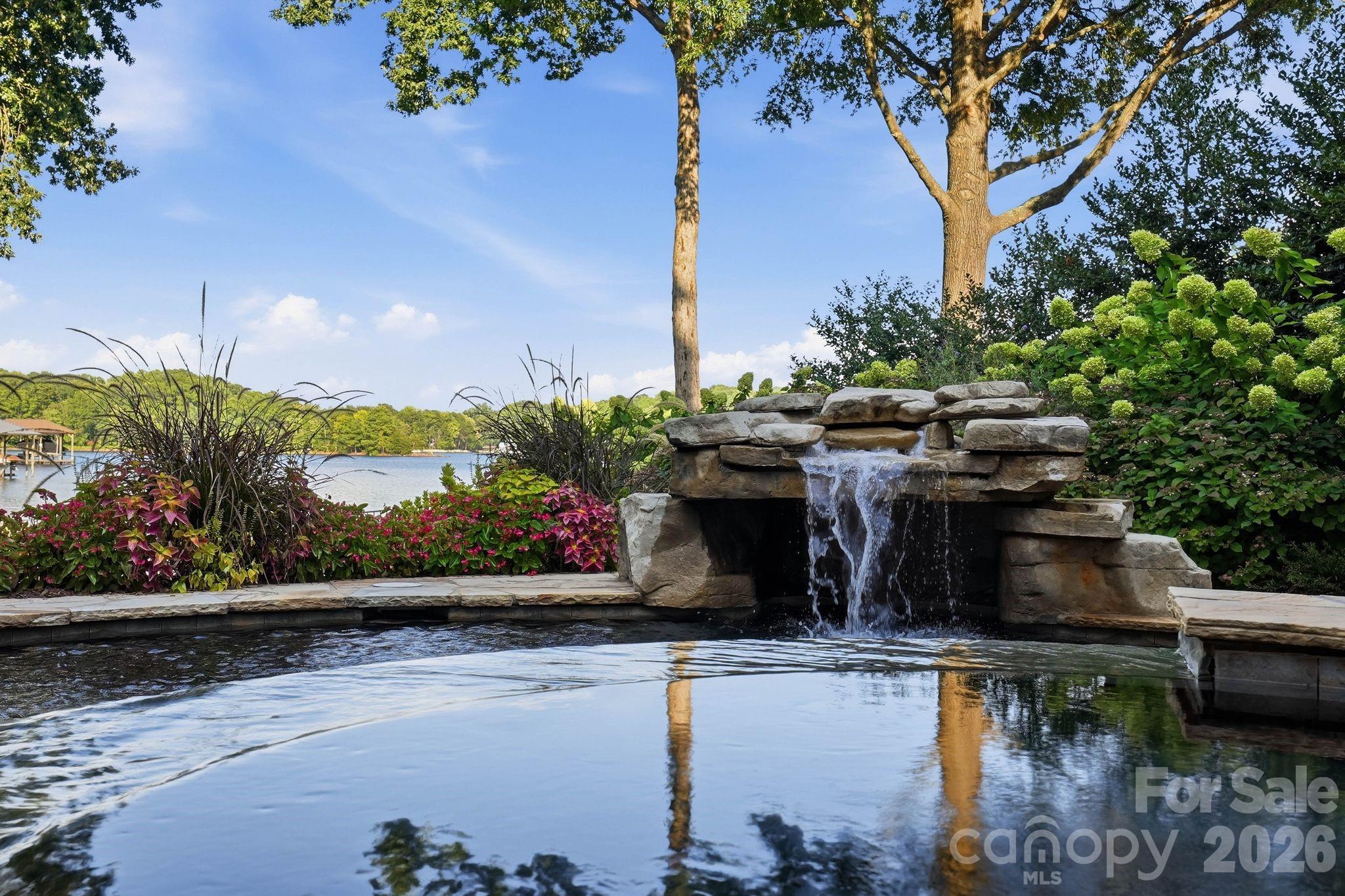 18802 Balmore Pines Lane — Cornelius