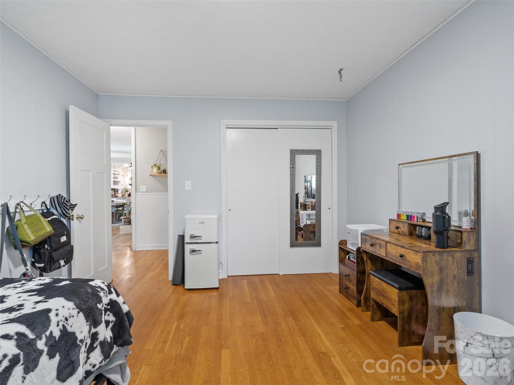 38 Crowell Road — Asheville