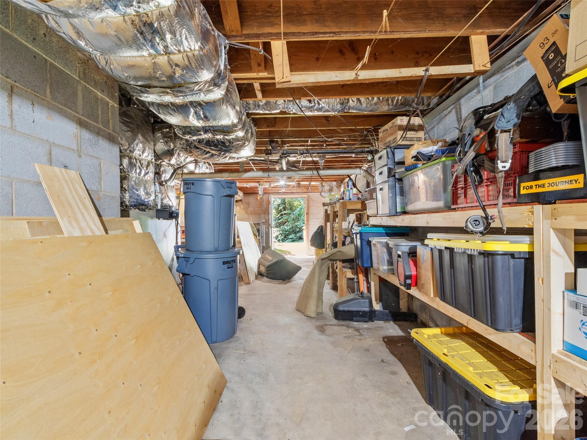 38 Crowell Road — Asheville