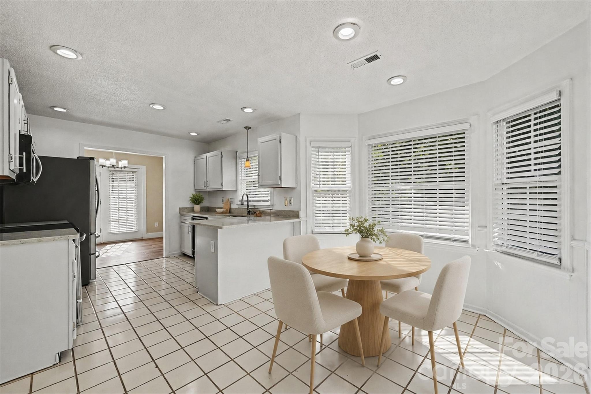 10117 Crayton Drive — Charlotte