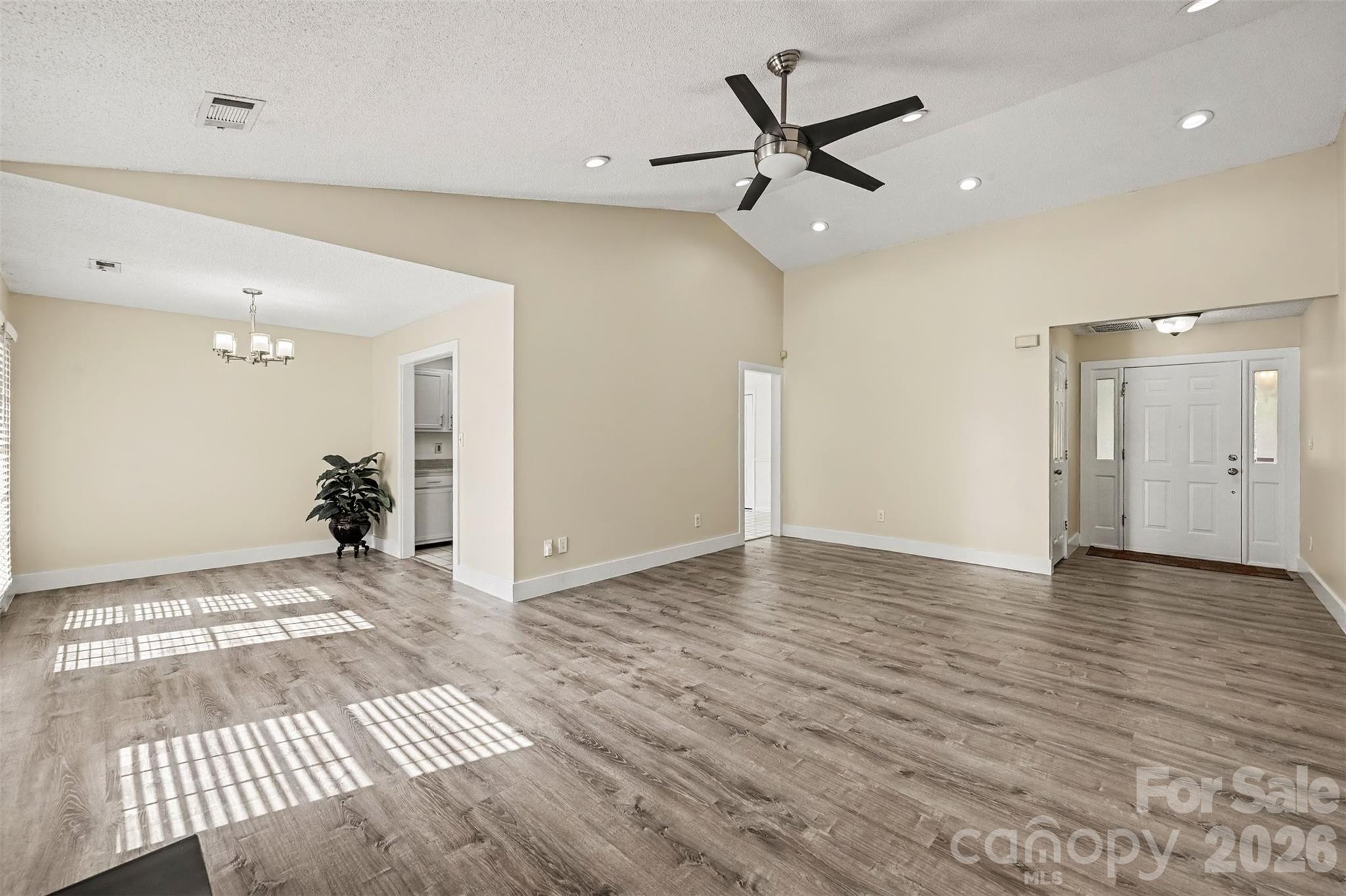 10117 Crayton Drive — Charlotte
