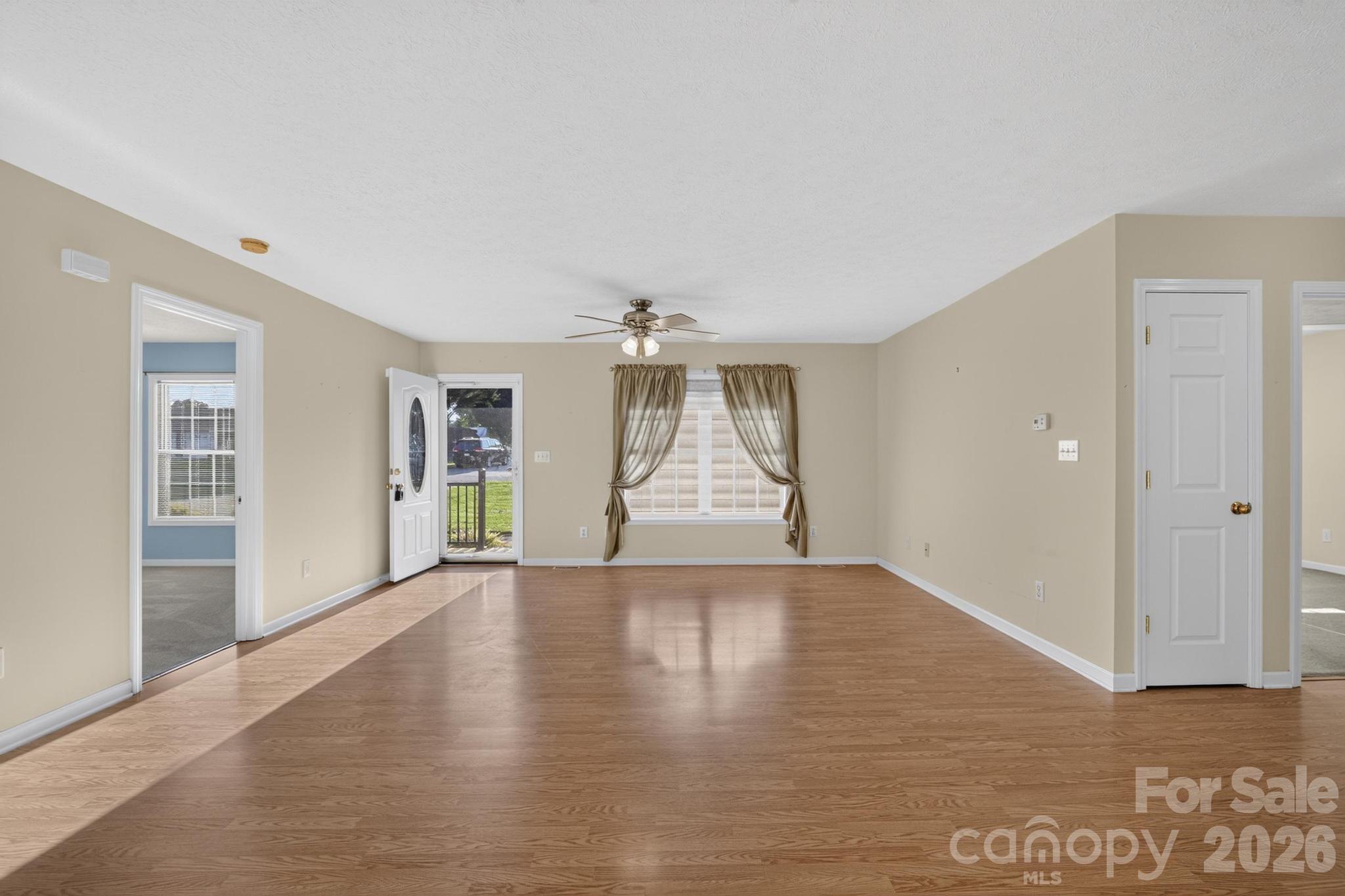 2305 Good Shepard Court — Lenoir