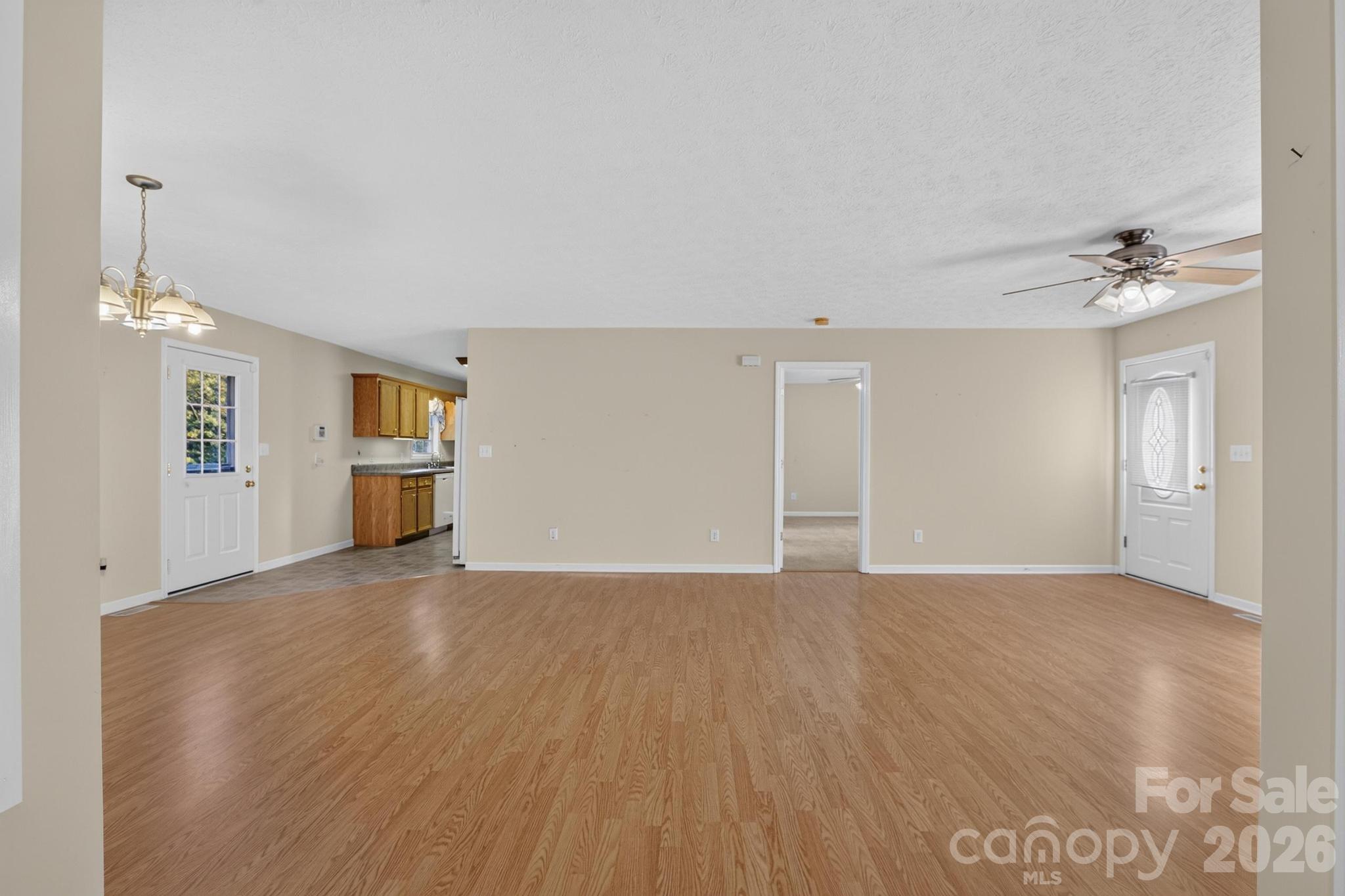 2305 Good Shepard Court — Lenoir