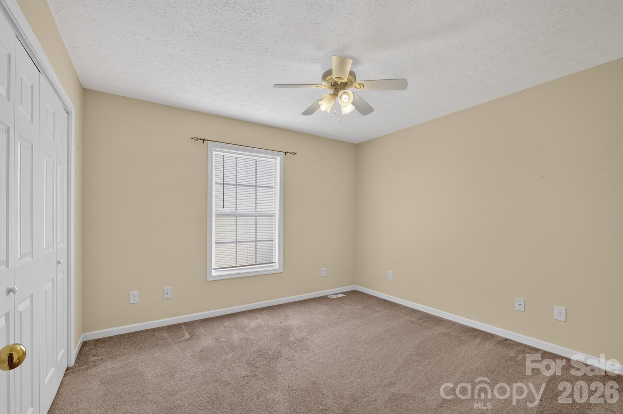 2305 Good Shepard Court — Lenoir
