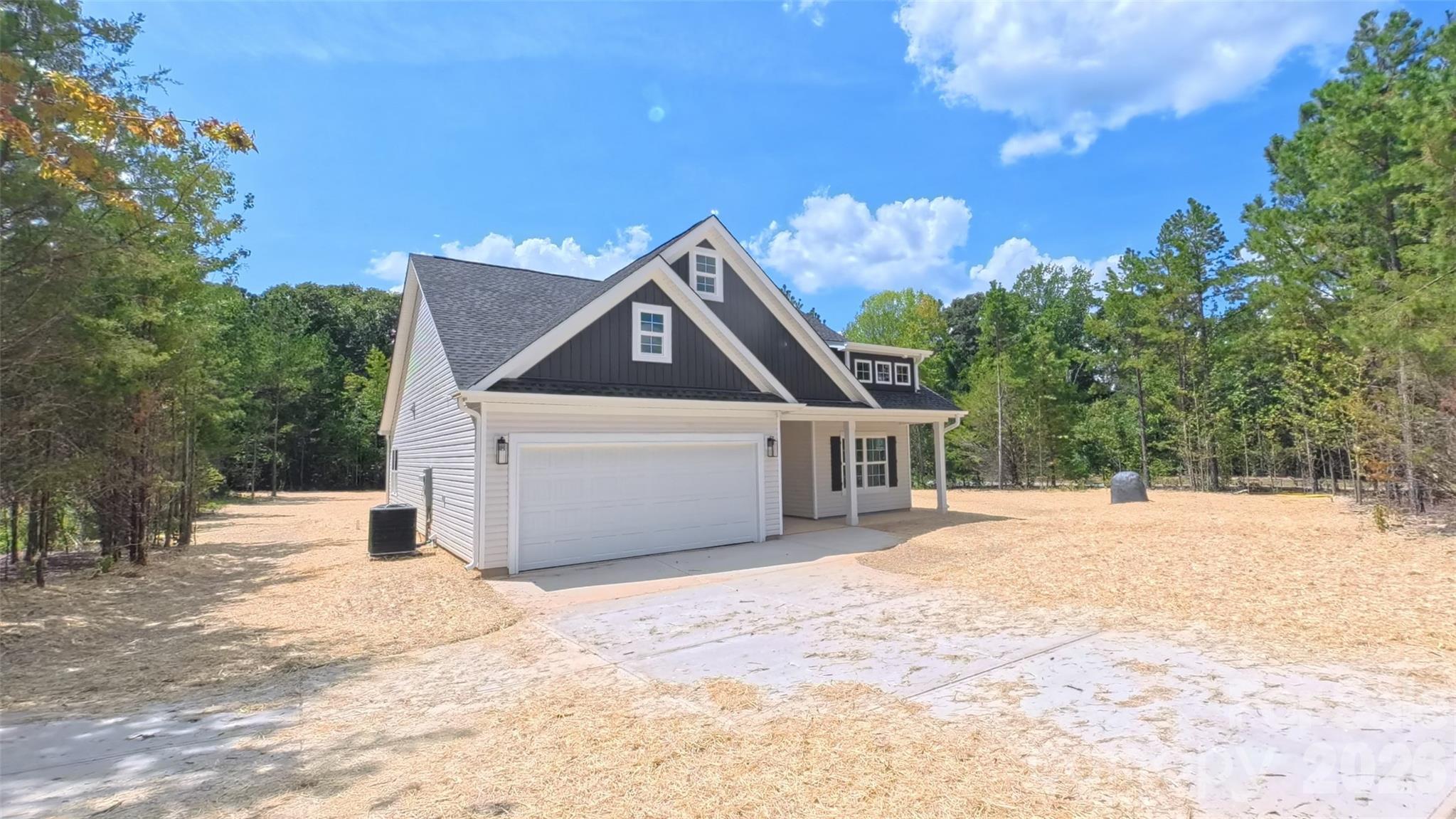 3111 Meadowcrest Drive — Clover