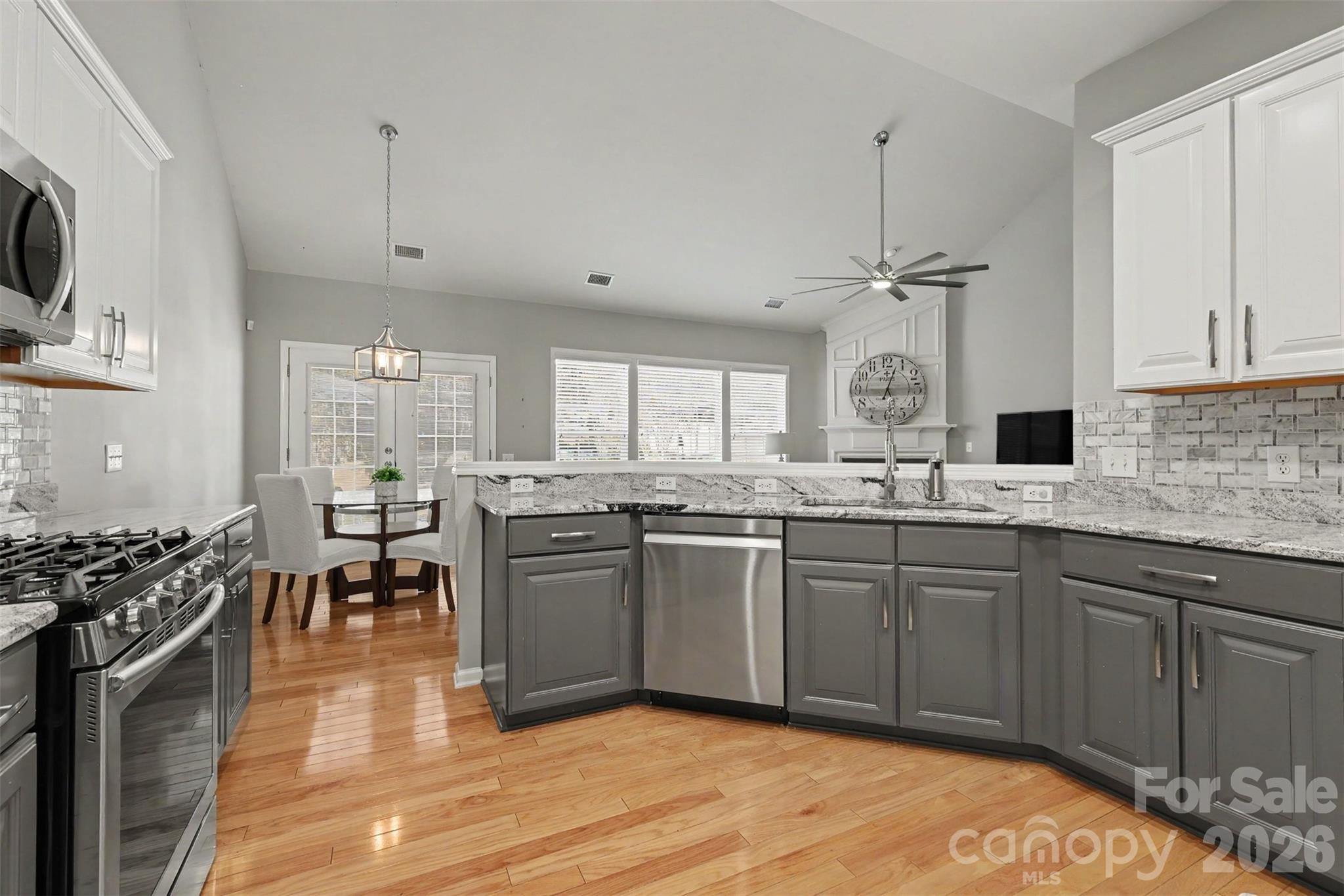 2517 Coltsgate Road — Waxhaw