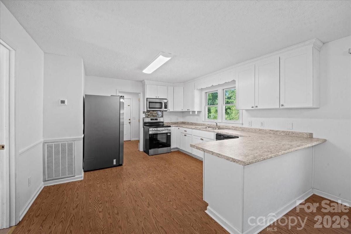 505 Addor Road — Pinebluff