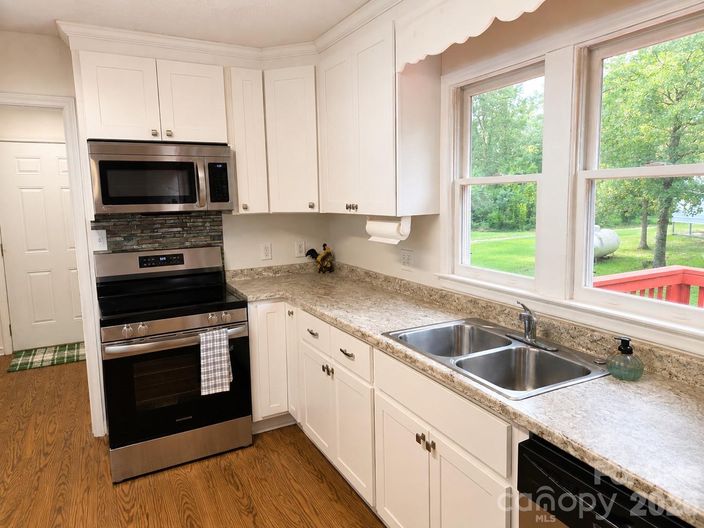 505 Addor Road — Pinebluff