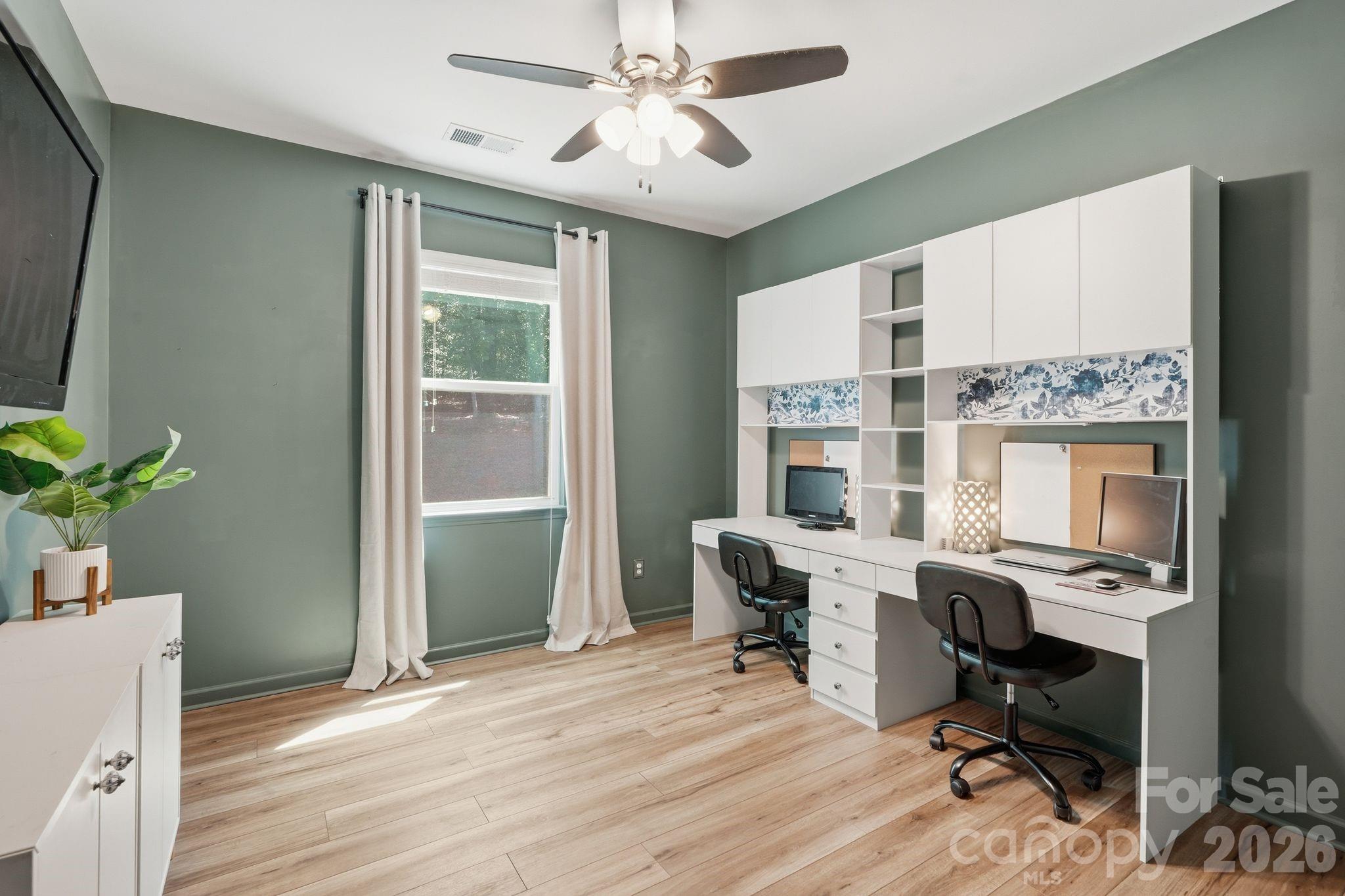 607 Winter Walk Lane — Lake Wylie