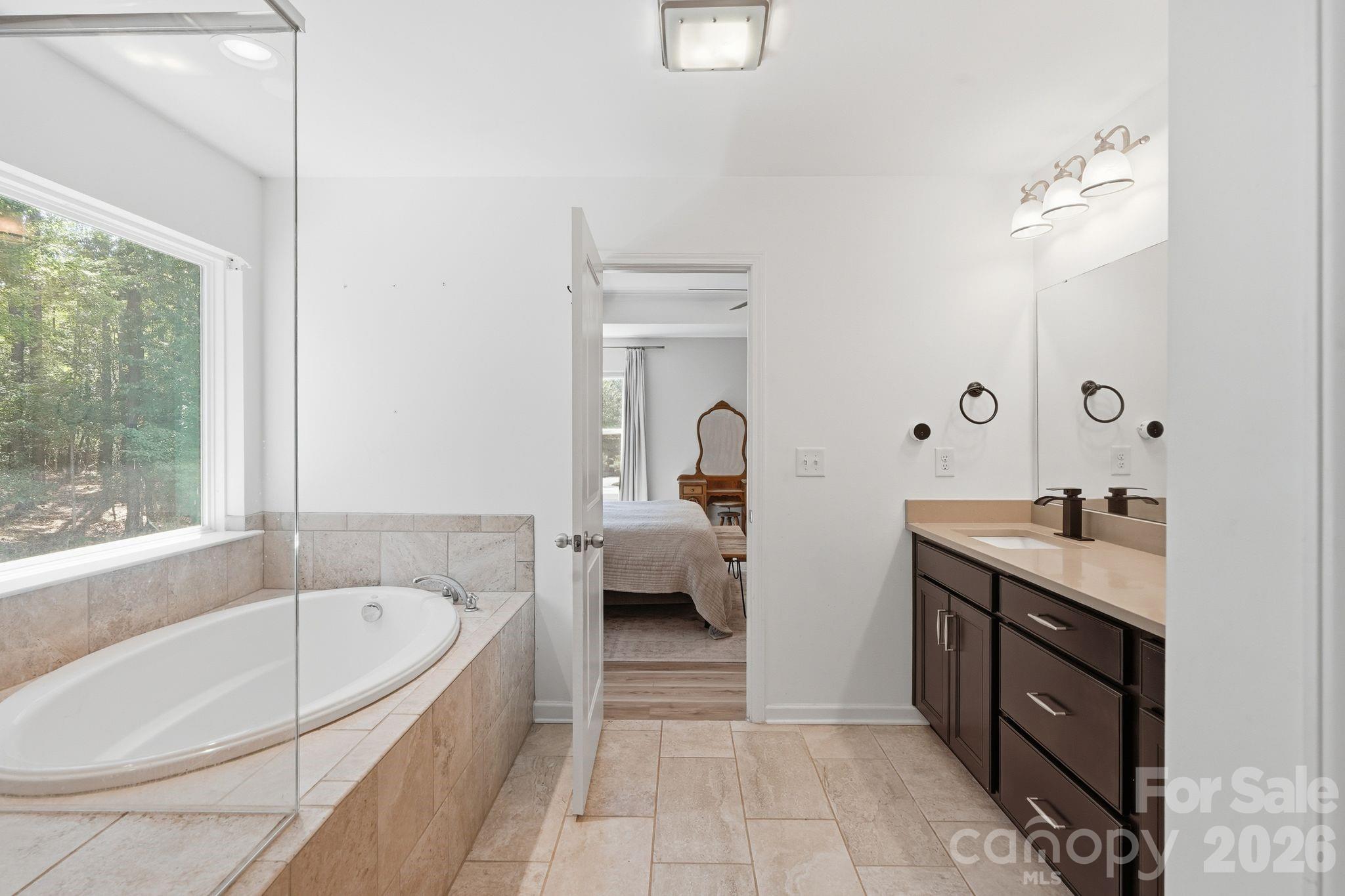 607 Winter Walk Lane — Lake Wylie