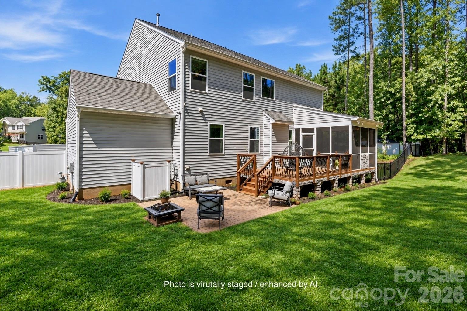 607 Winter Walk Lane — Lake Wylie