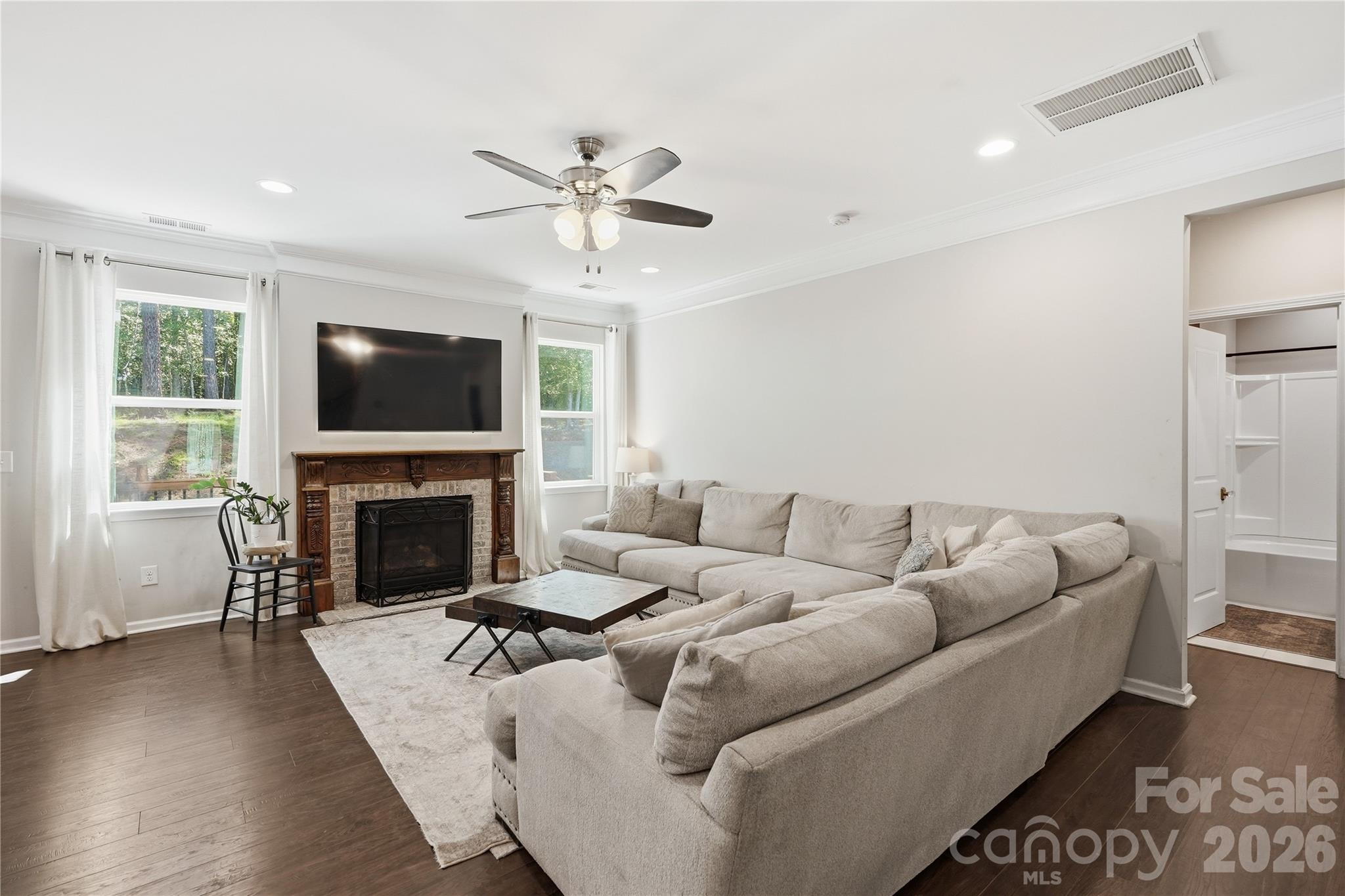 607 Winter Walk Lane — Lake Wylie
