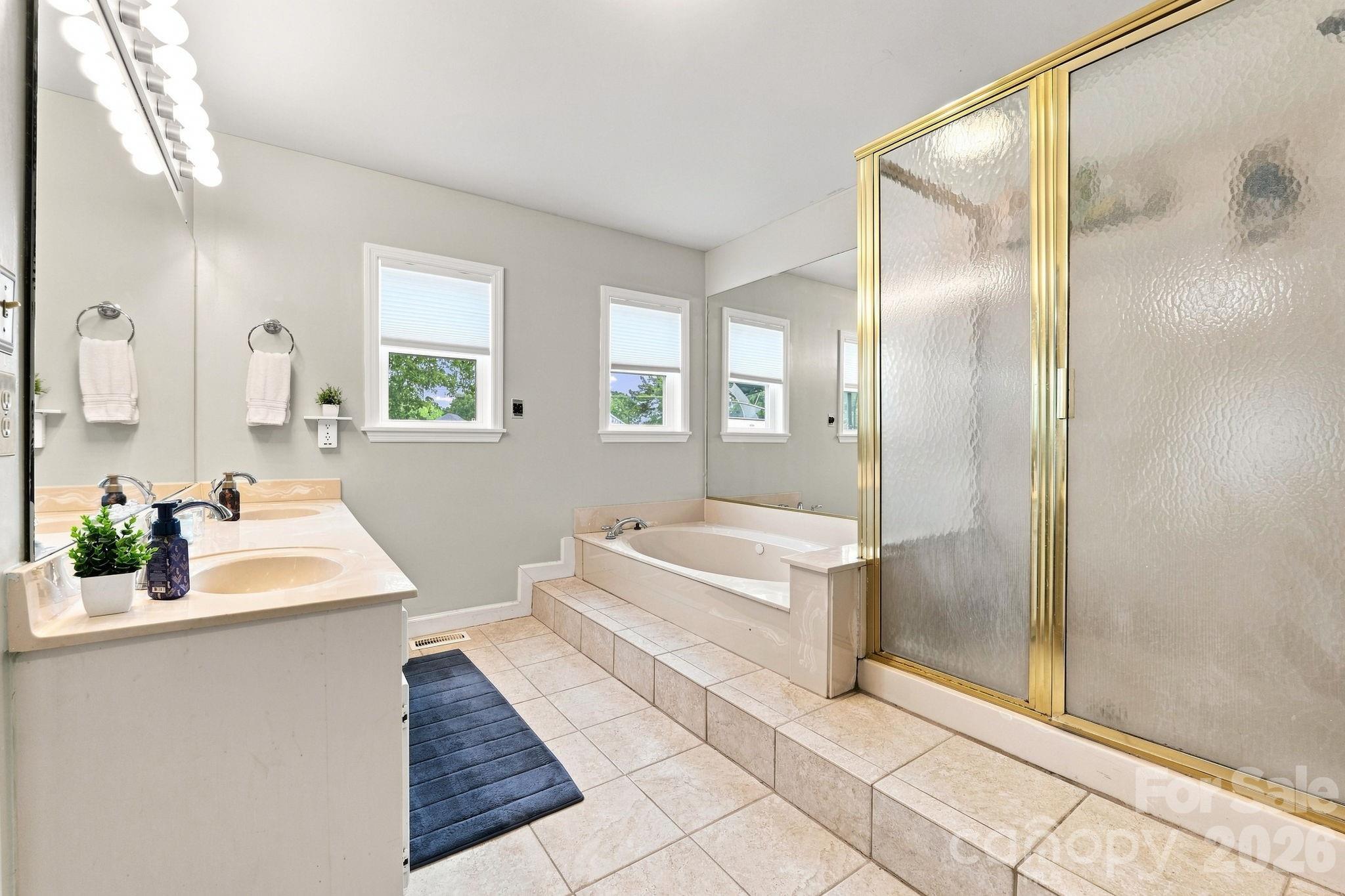 106 Webbed Foot Road — Mooresville