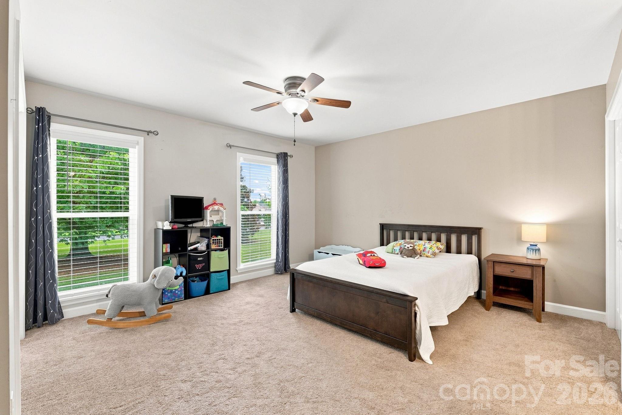 106 Webbed Foot Road — Mooresville