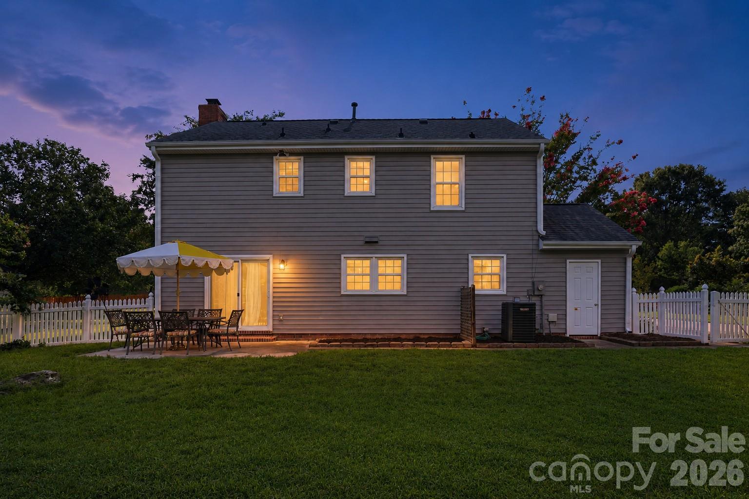 12200 Bay Tree Way — Charlotte