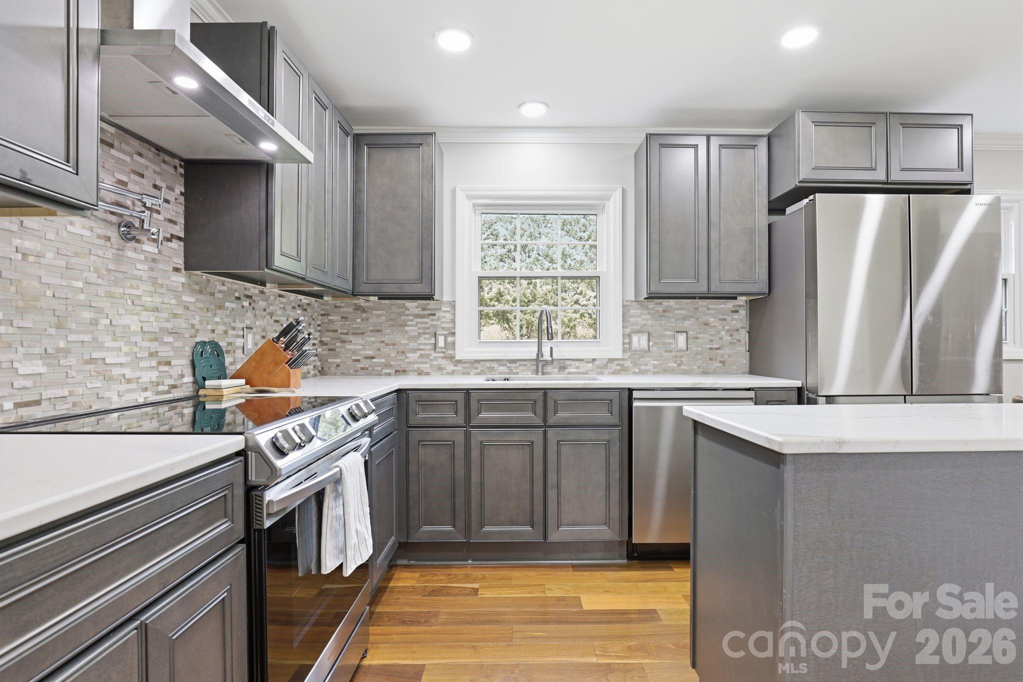 12200 Bay Tree Way — Charlotte