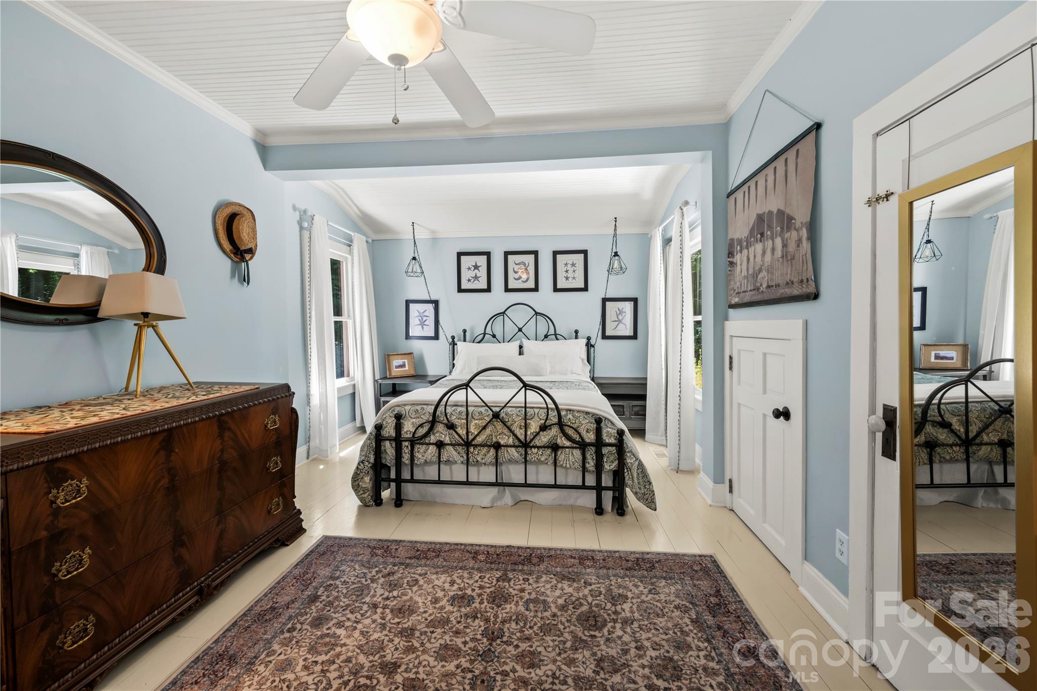520 Esseola Street — Saluda