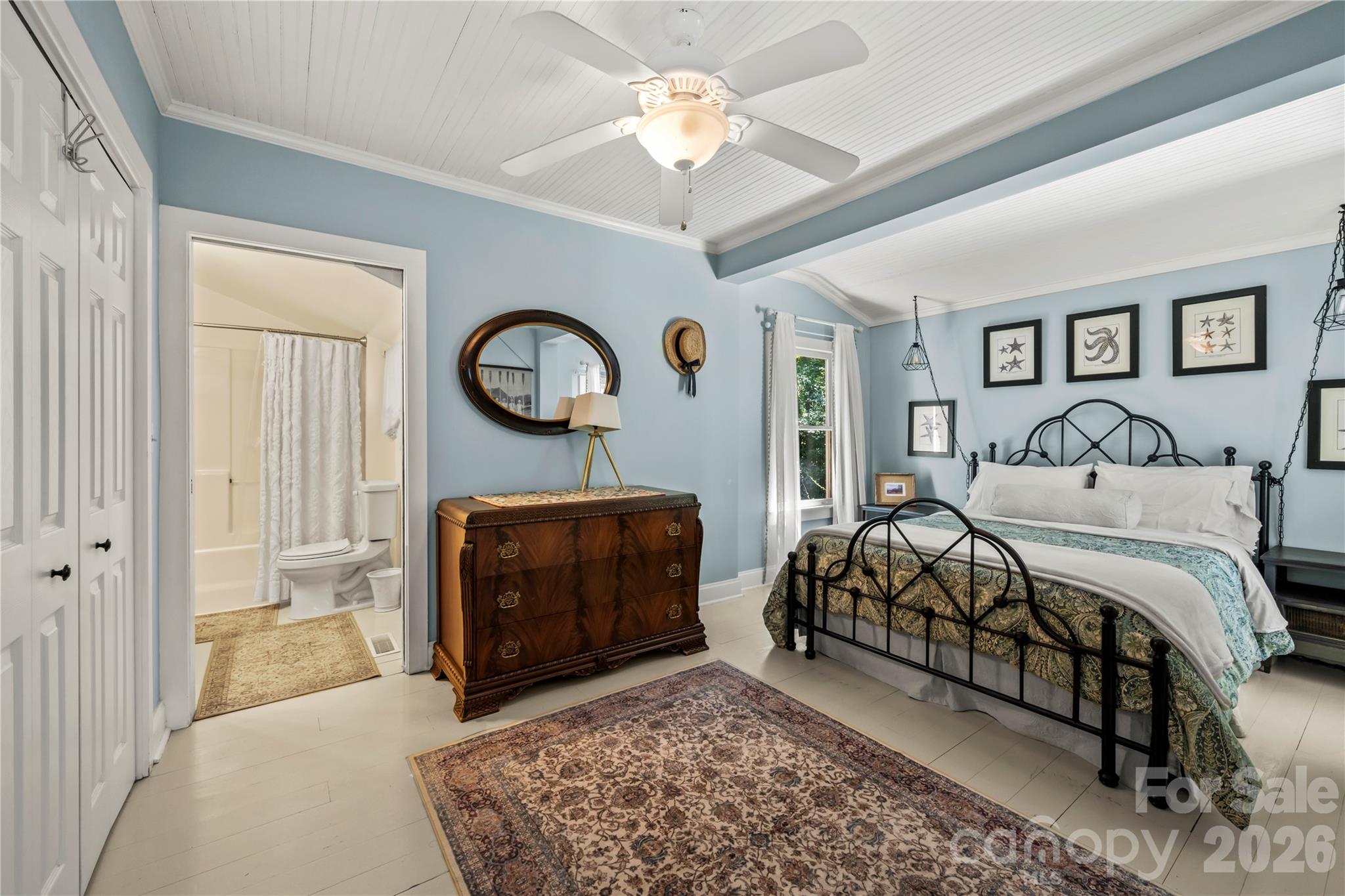 520 Esseola Street — Saluda