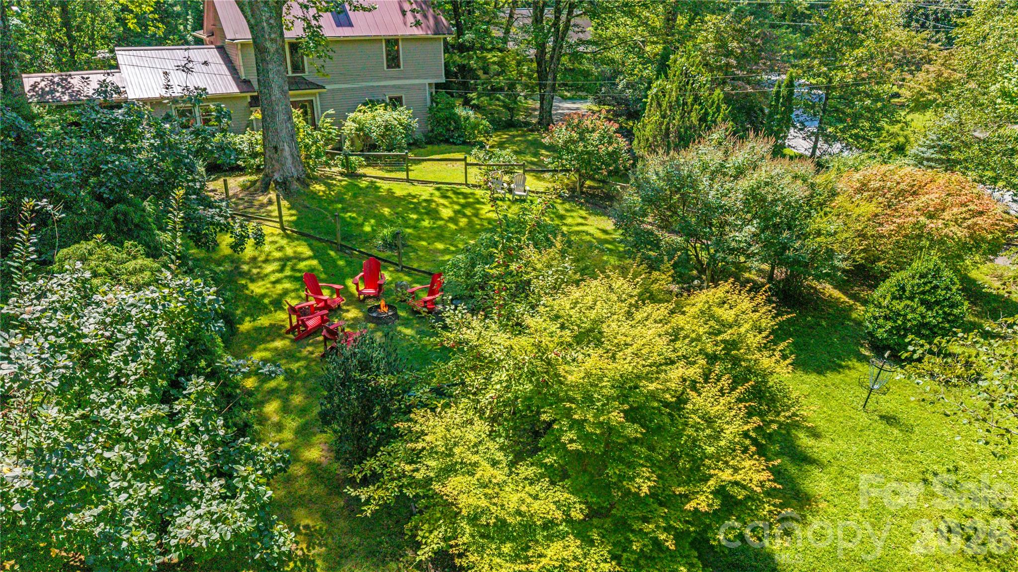 520 Esseola Street — Saluda