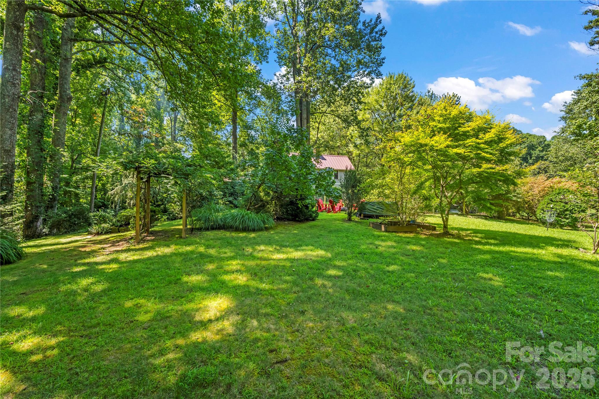 520 Esseola Street — Saluda