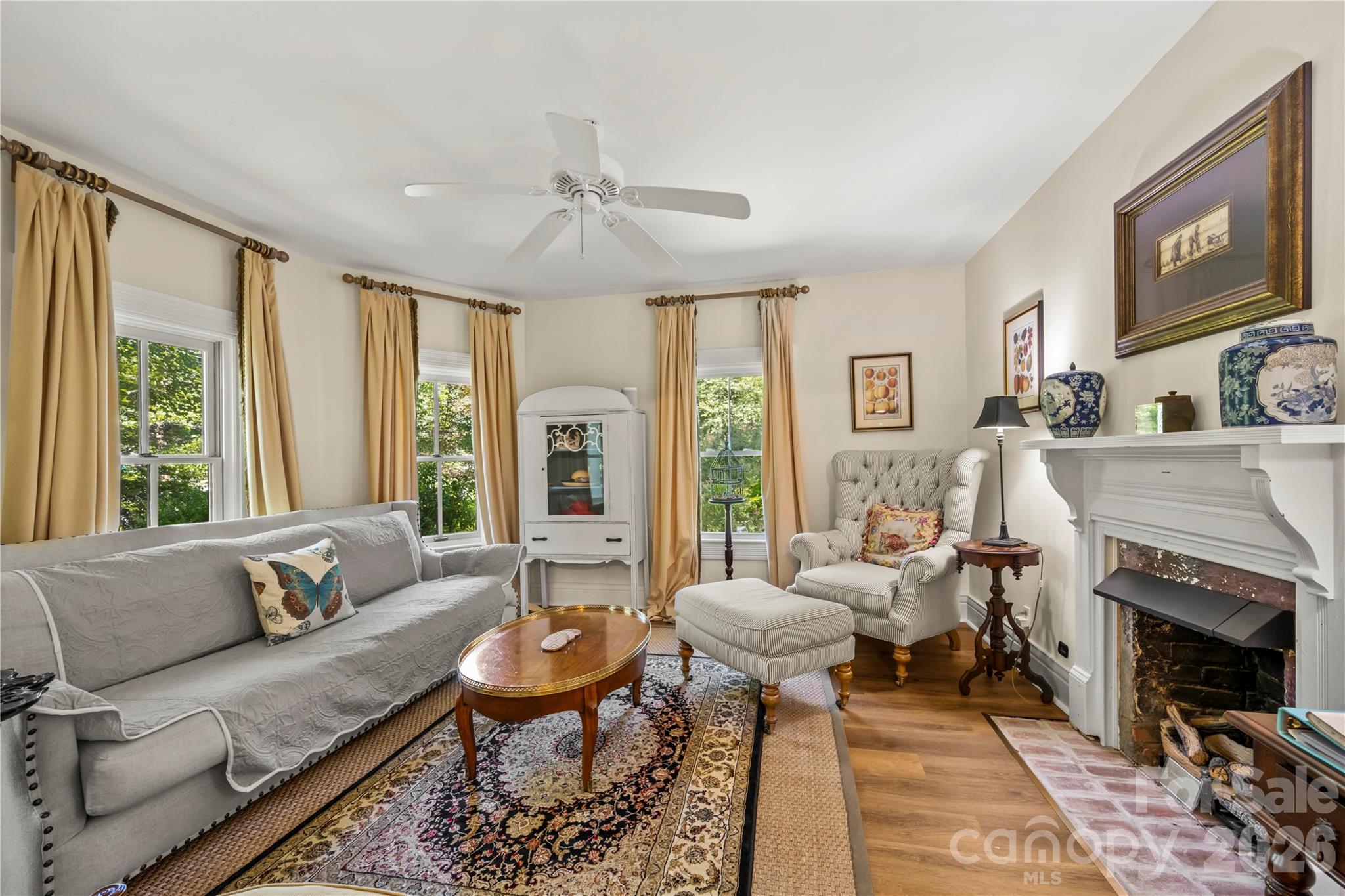 520 Esseola Street — Saluda