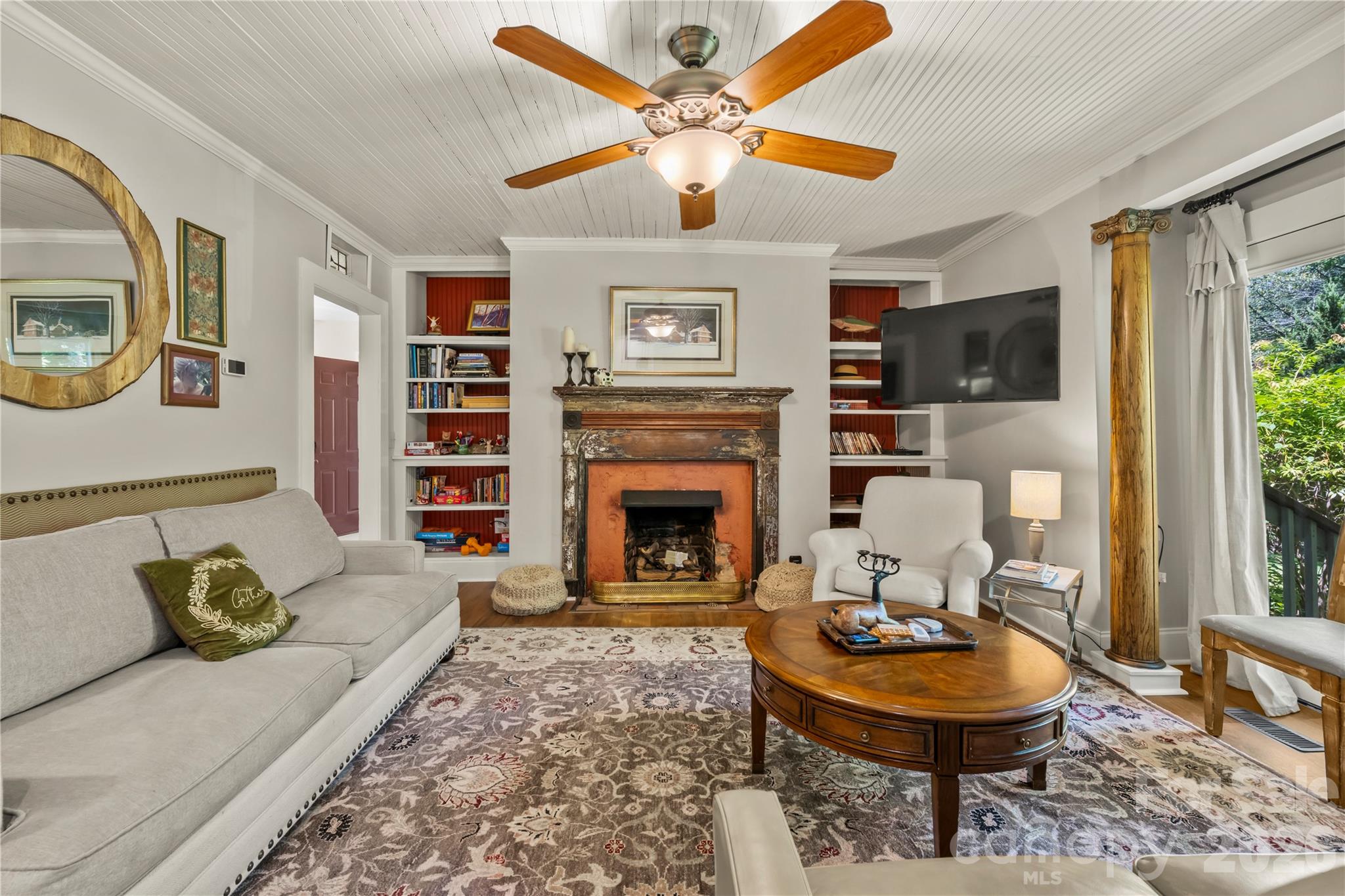 520 Esseola Street — Saluda