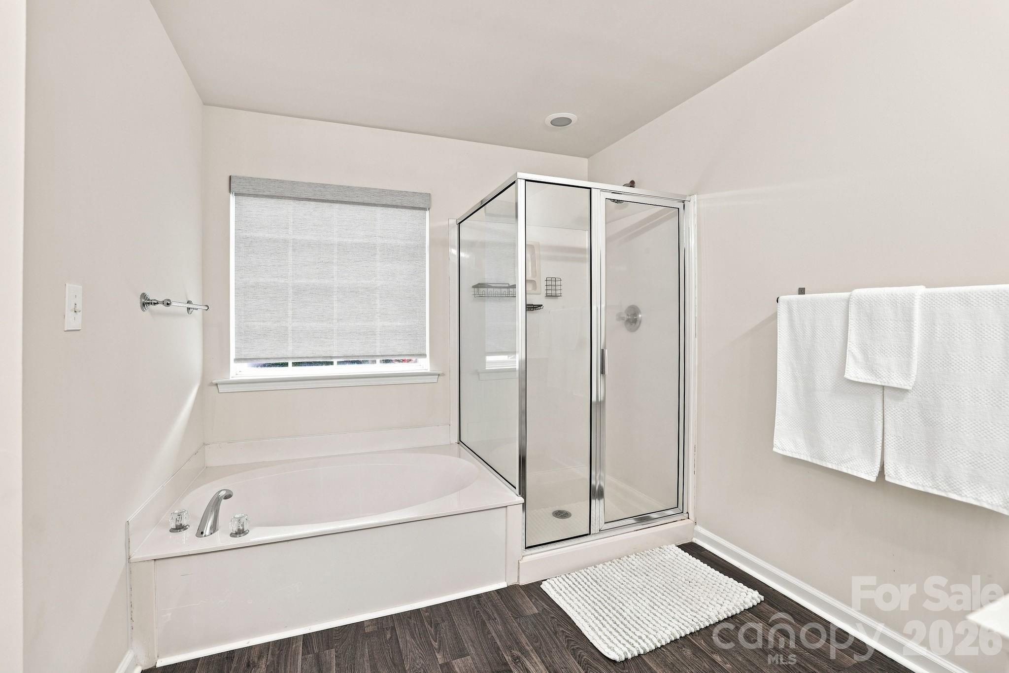 12415 Oakbriar Lane — Charlotte