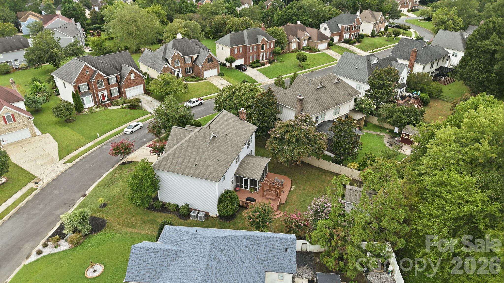 12415 Oakbriar Lane — Charlotte