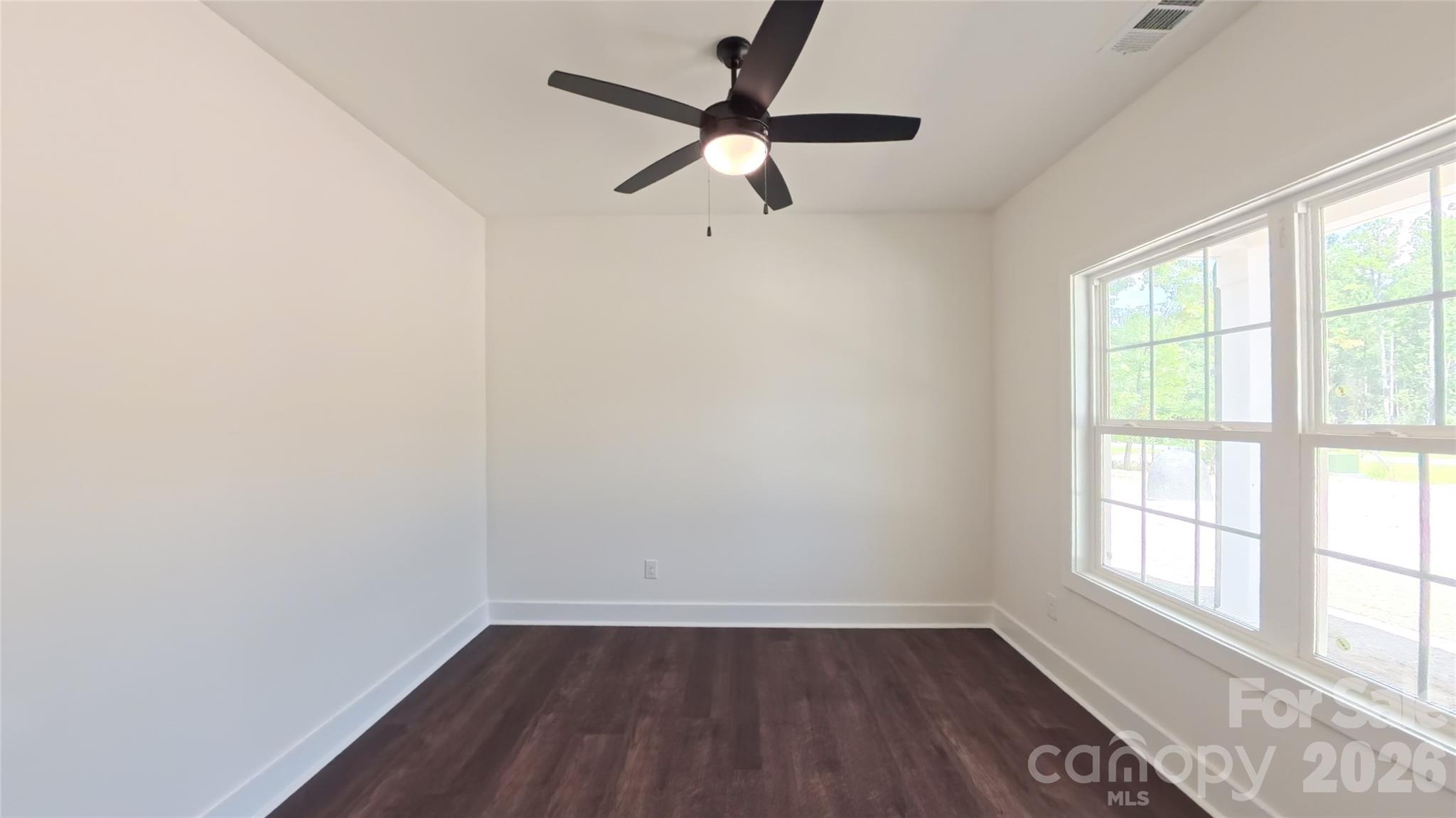 3155 Meadowcrest Drive — Clover