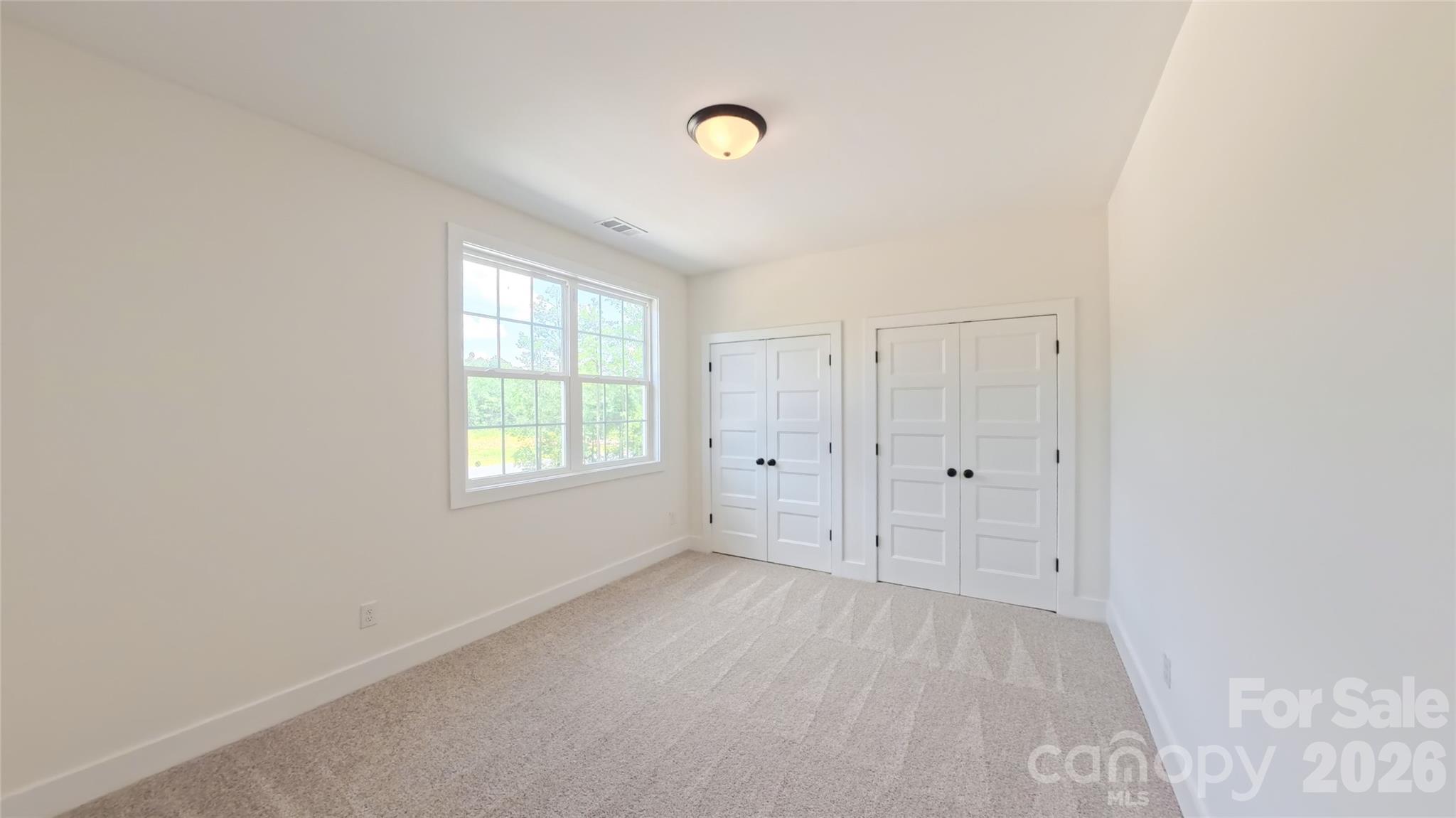 3155 Meadowcrest Drive — Clover