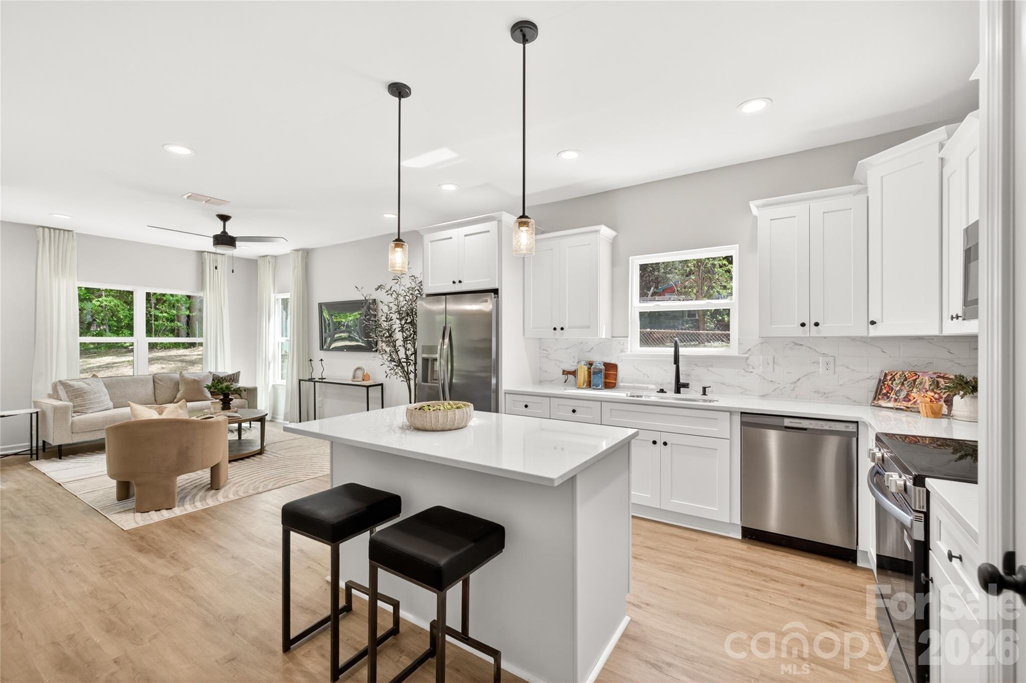 150 Hansard Drive — Charlotte