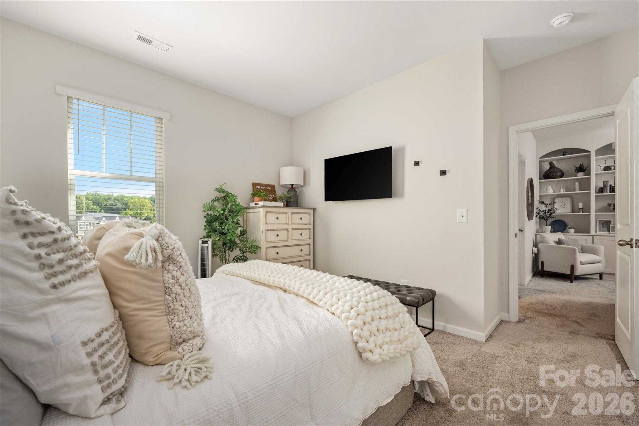 8108 Merryvale Lane — Charlotte