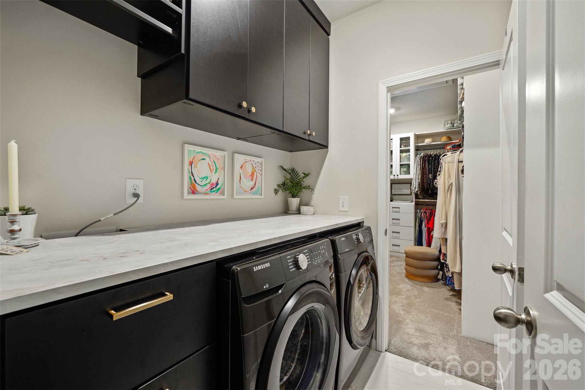 8108 Merryvale Lane — Charlotte