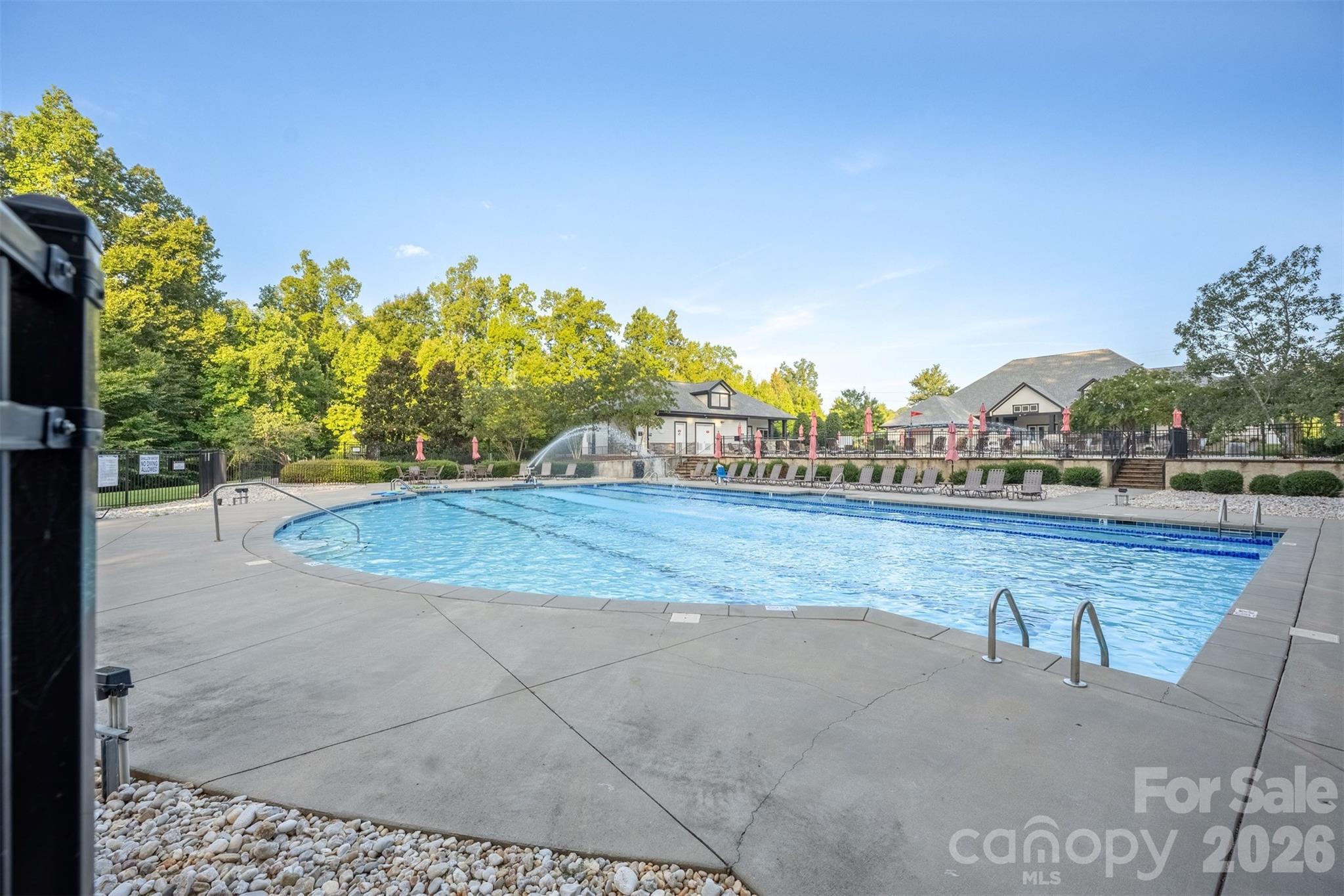 8108 Merryvale Lane — Charlotte