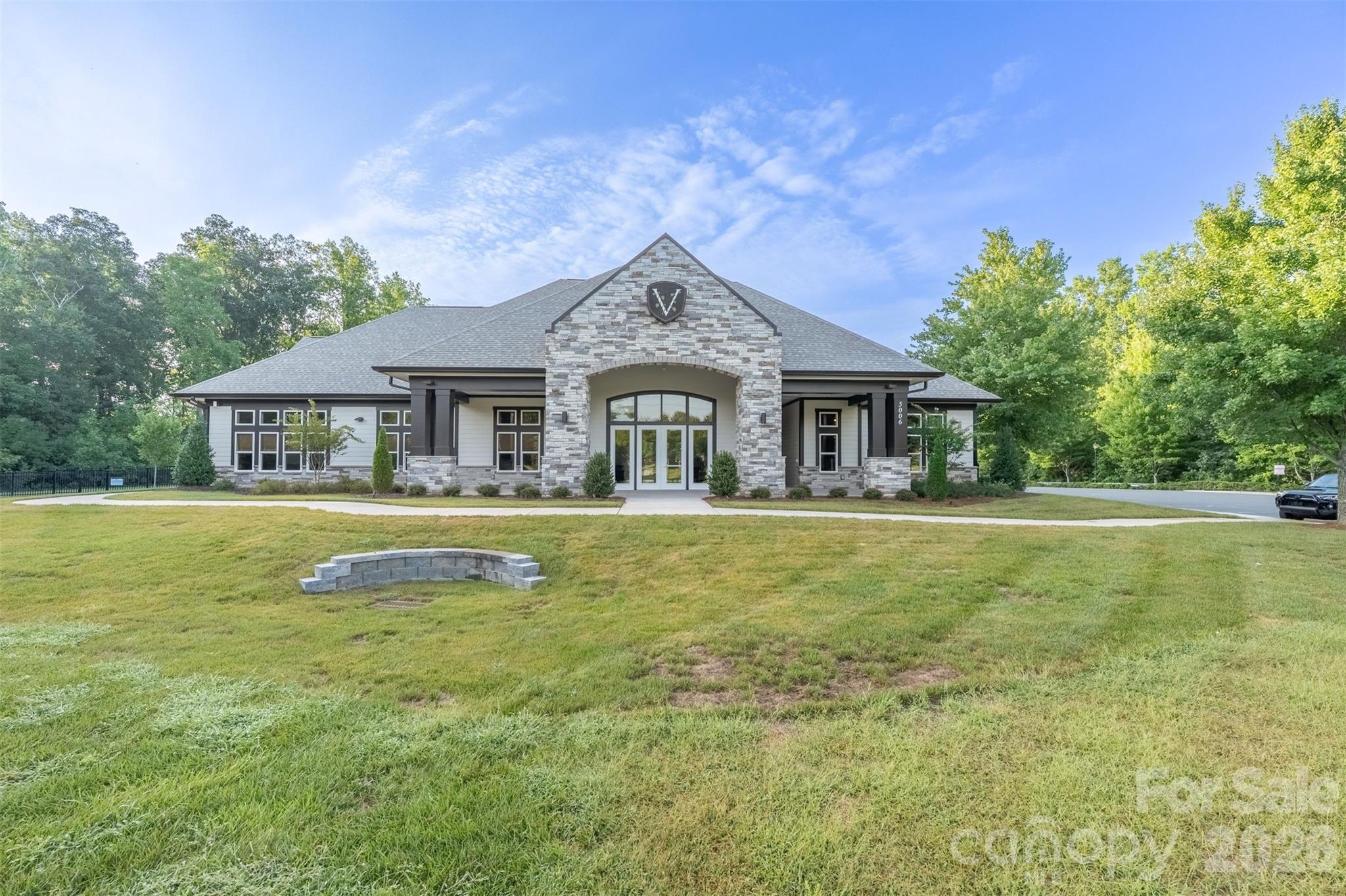 8108 Merryvale Lane — Charlotte