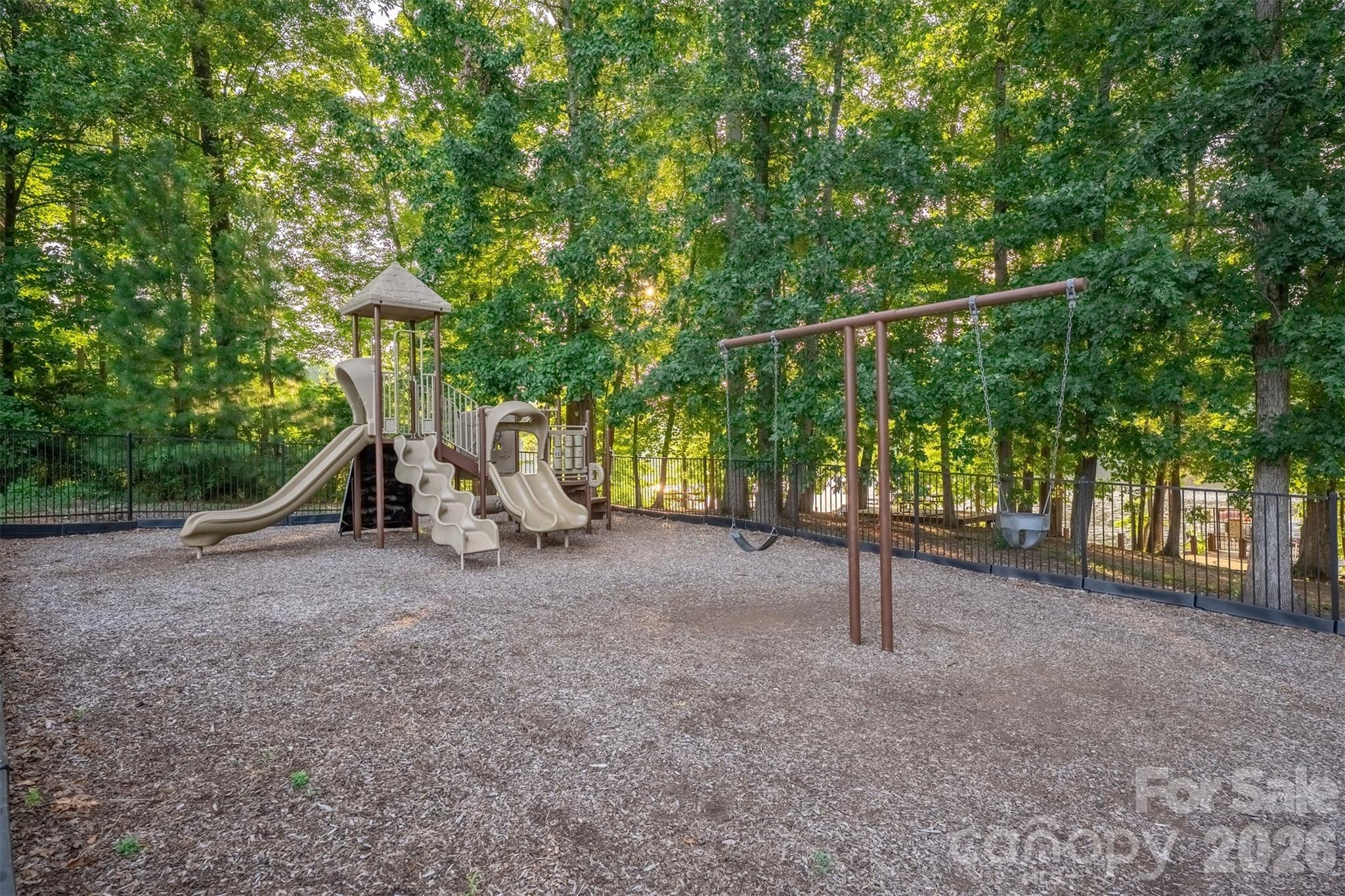 8108 Merryvale Lane — Charlotte