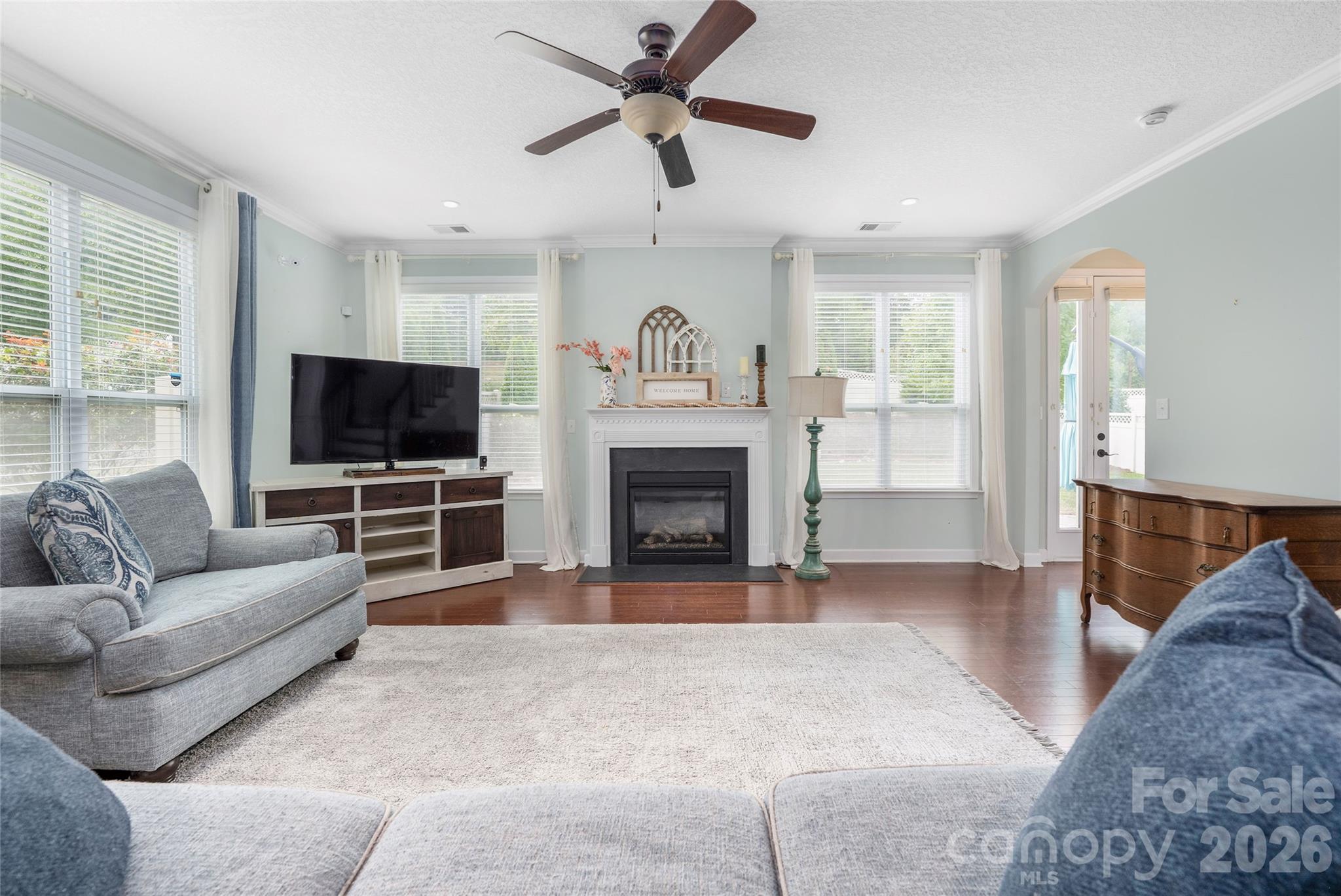 10328 Drake Hill Drive — Huntersville