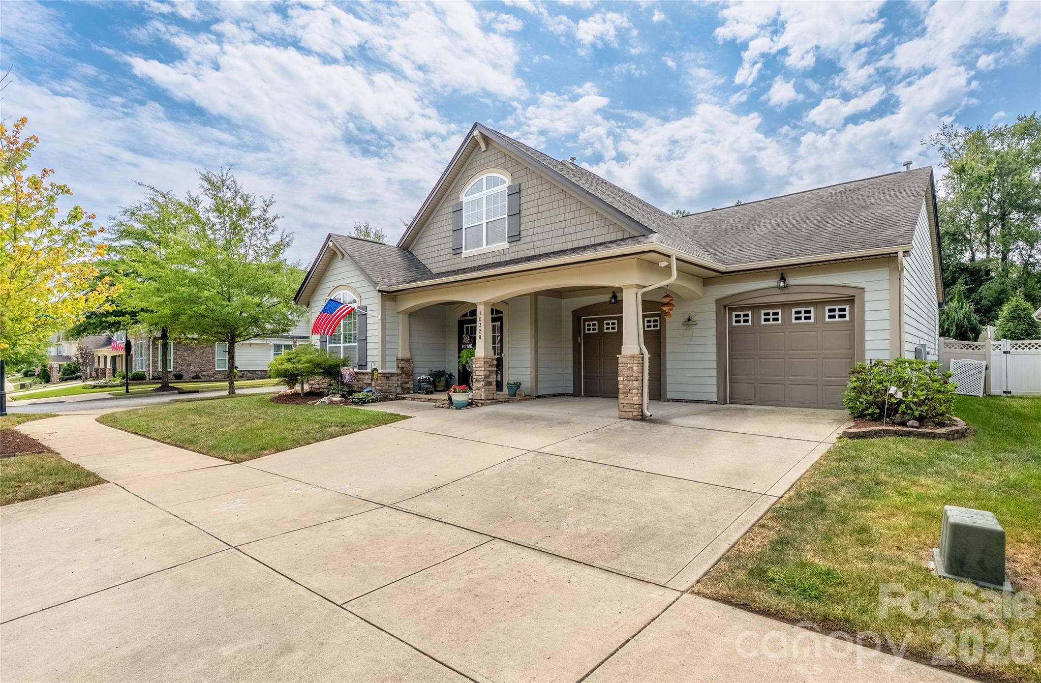 10328 Drake Hill Drive — Huntersville