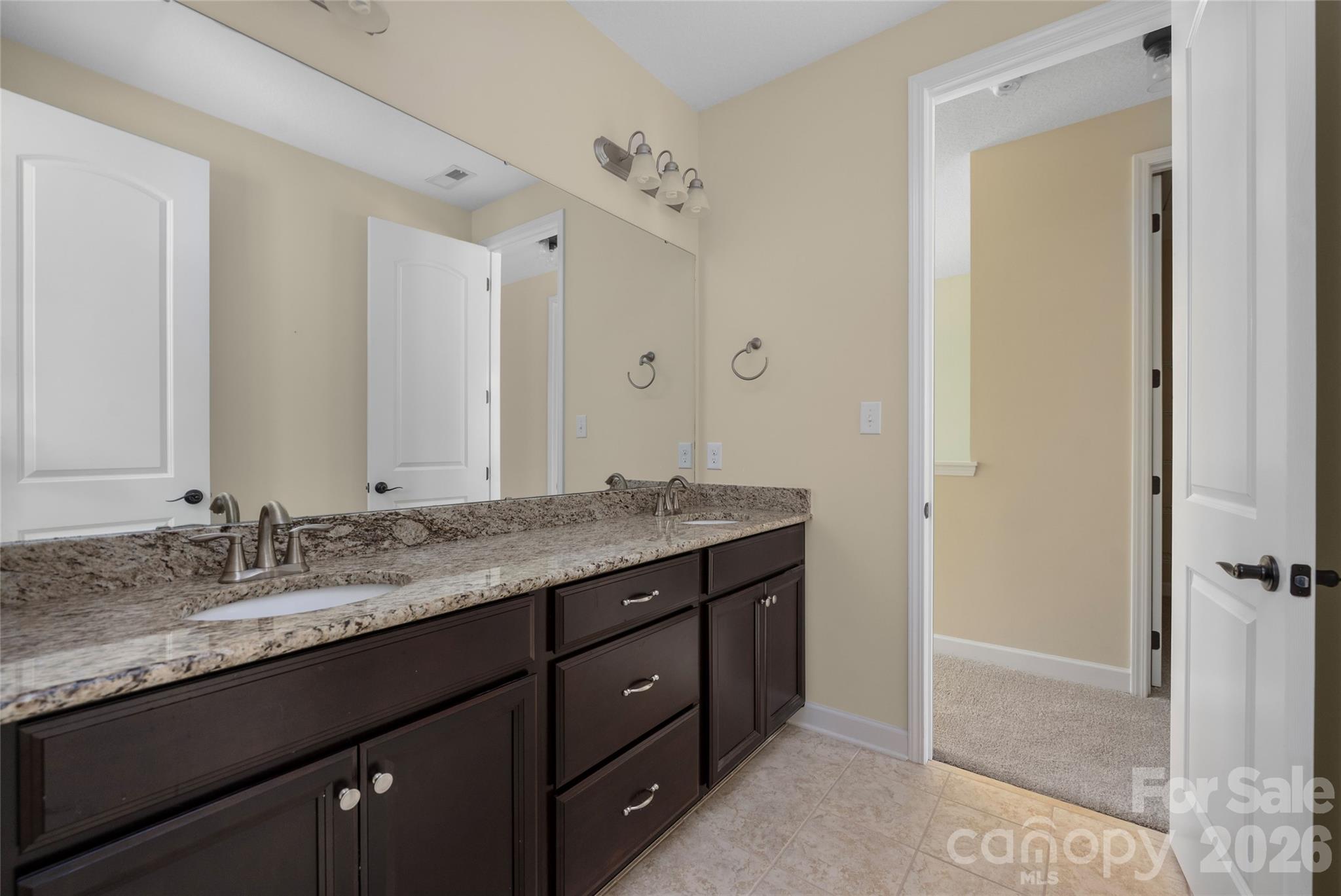10328 Drake Hill Drive — Huntersville