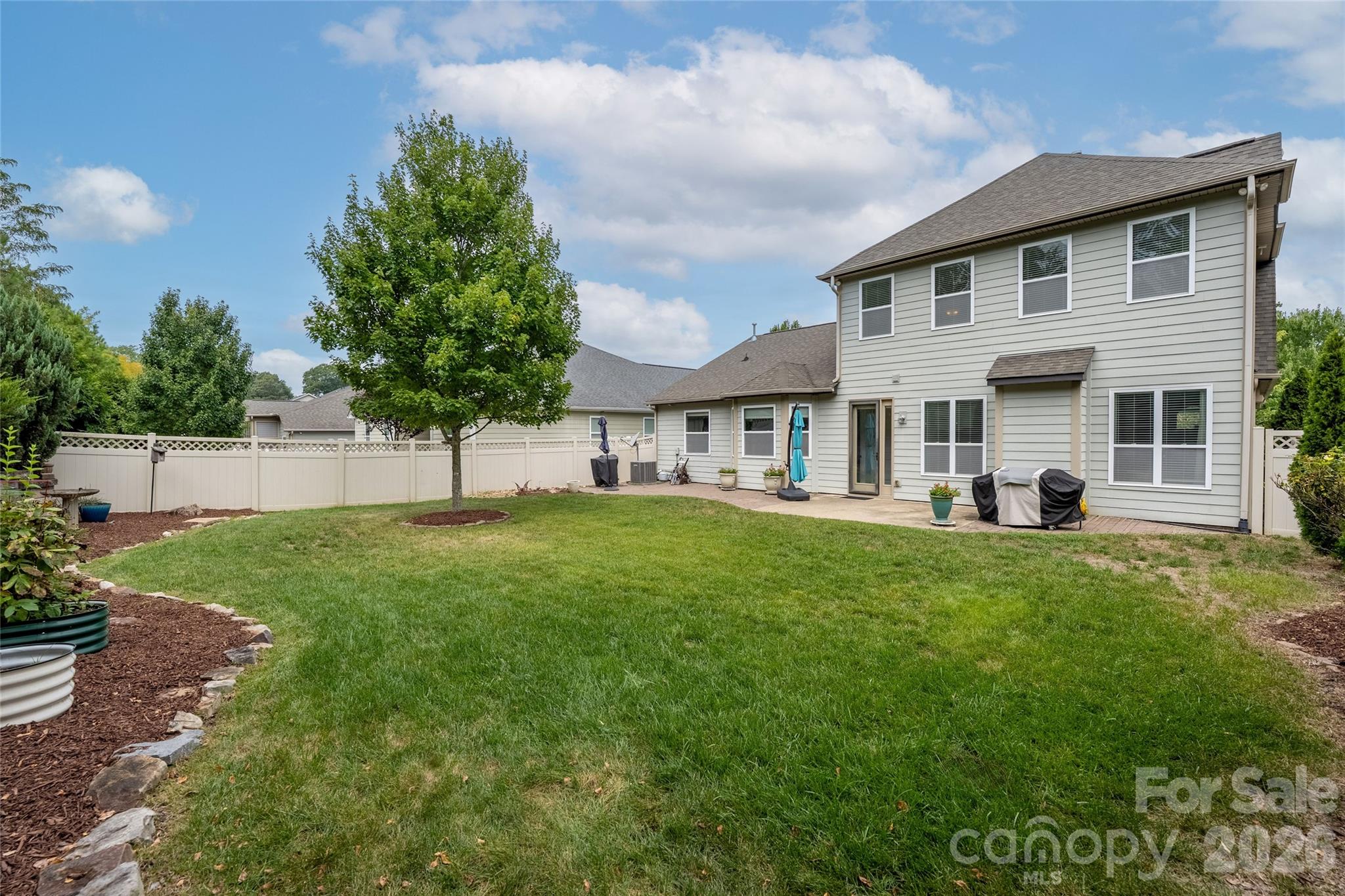 10328 Drake Hill Drive — Huntersville