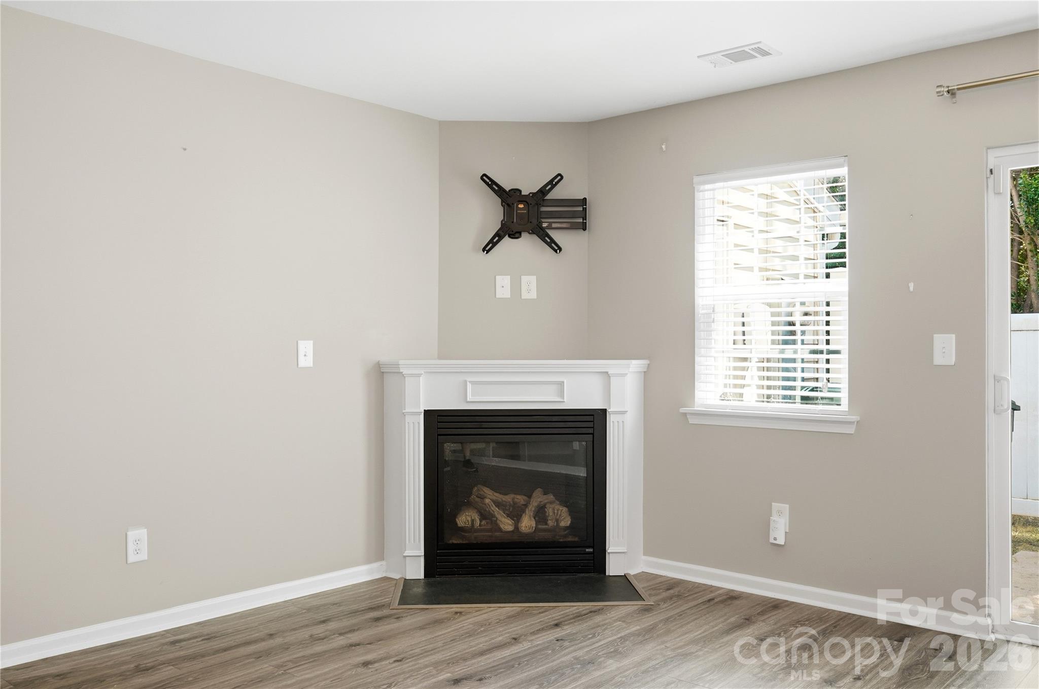 2511 Brackley Place NW — Concord