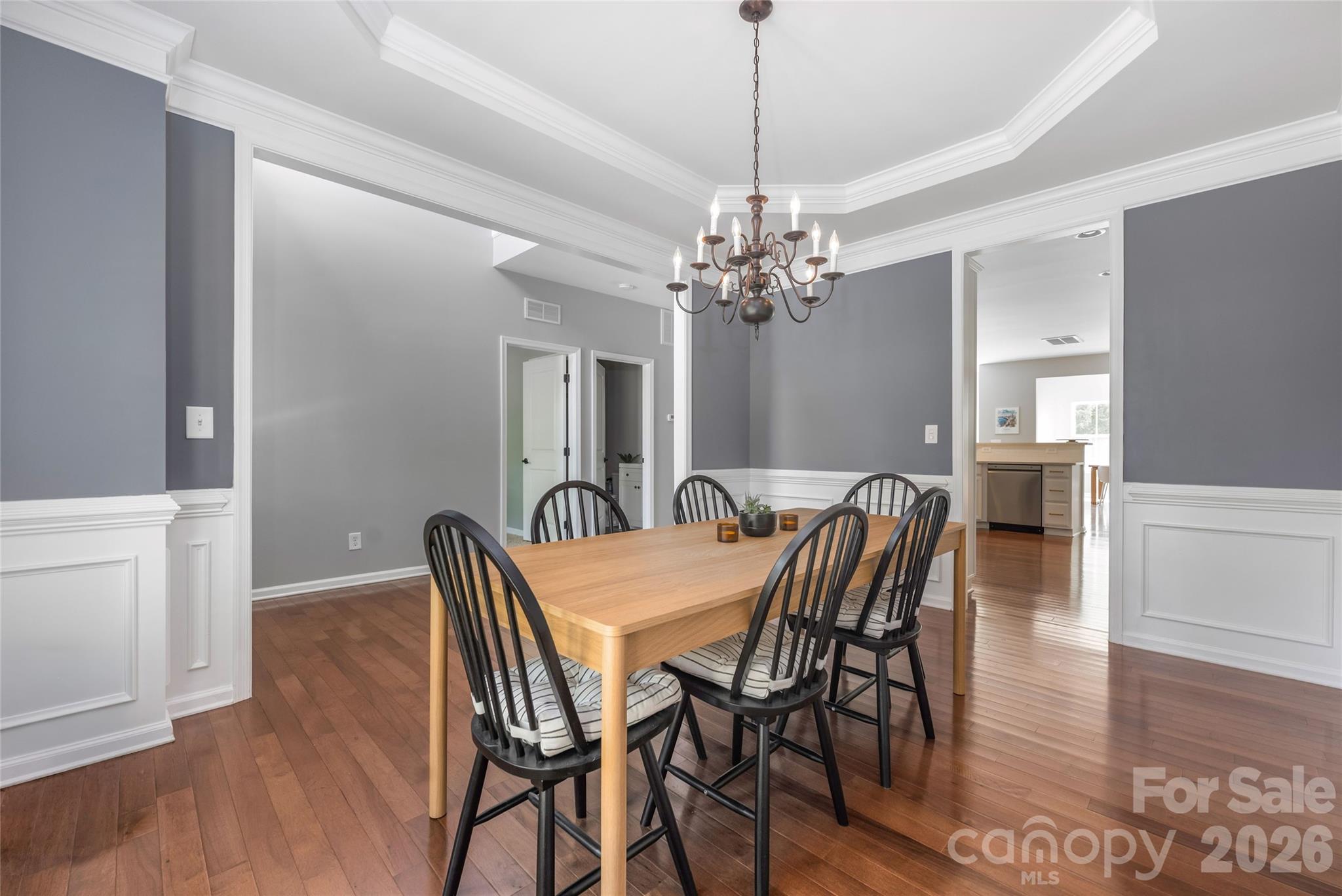 11708 Warfield Avenue — Huntersville